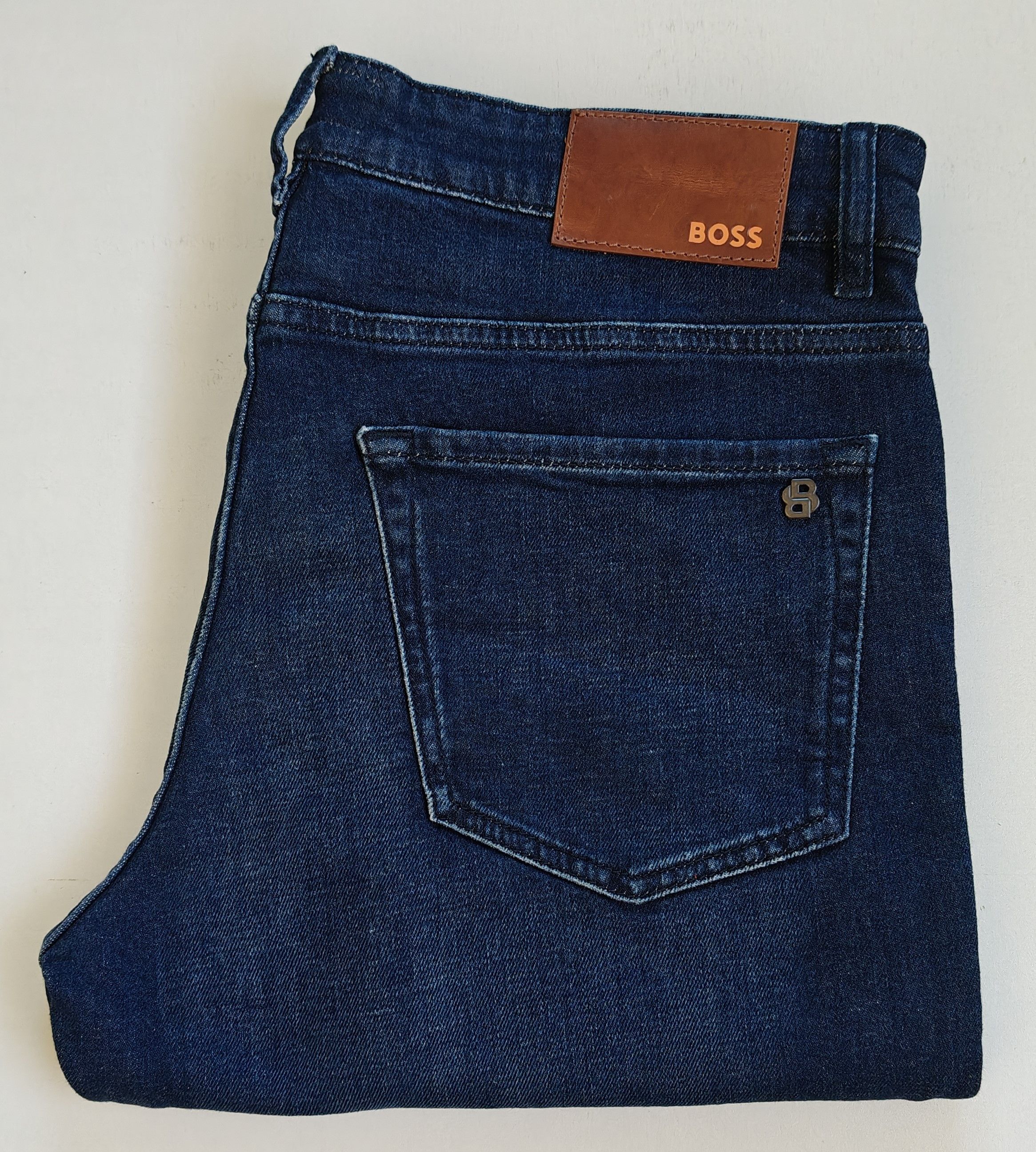 Hugo Boss HUGO BOSS RE.MAINE Regular fit Jeans Free Shipping T/6109 Size US 33 - 1 Thumbnail