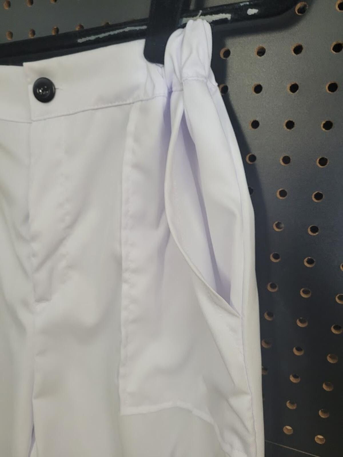 The Unbranded Brand Stylish White Cargo Pants with Multiple Pockets - Medium Size 32" / US 10 / IT 46 - 3 Thumbnail