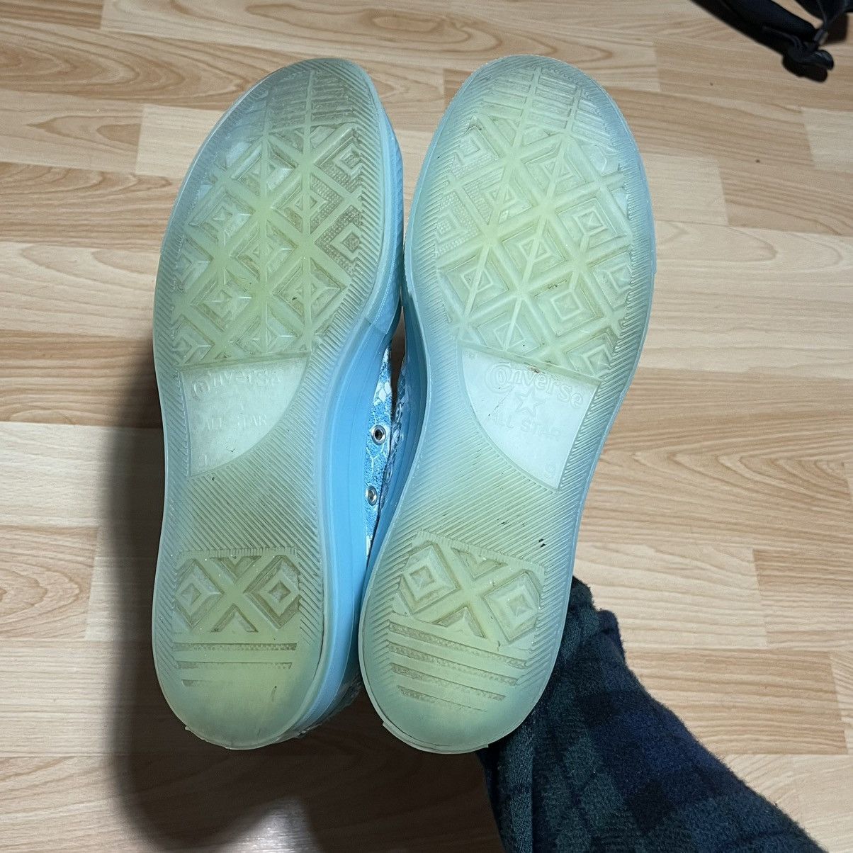 Converse × Golf le Fleur Golf Le Fleur x Chuck 70 Low Blue Python Sneakers Size US 9.5 / EU 42-43 - 12 Thumbnail