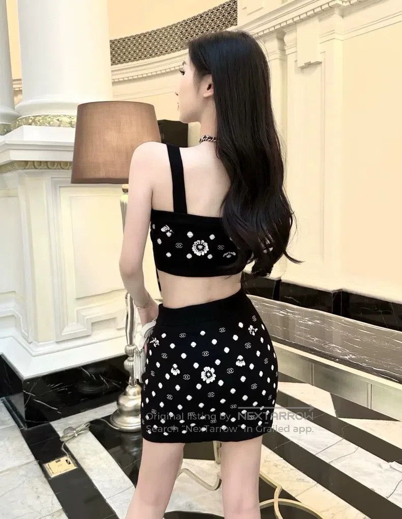 Chanel Chanel 23P embroidered clover black cashmere suspenders Size XXS / US 00 / IT 34 - 2 Thumbnail