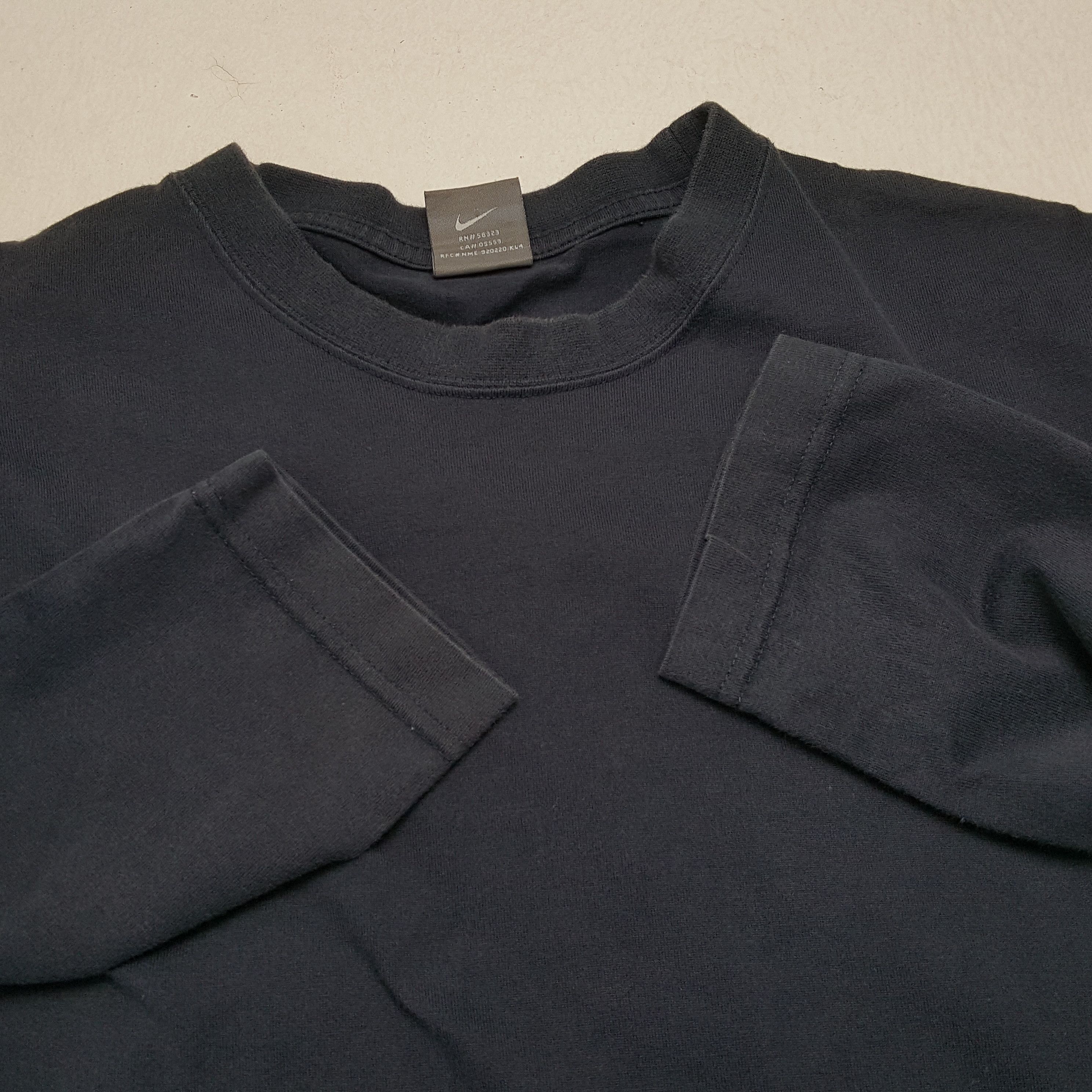 Nike × Vintage NIKE Small Logo Design Long Sleeve Tshirt Size US M / EU 48-50 / 2 - 8 Thumbnail