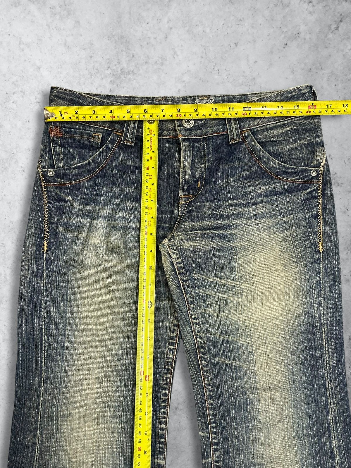 Hysteric Glamour Vintage Y2K Japanese Denim Mud Wash Womenswear Flared Jeans Size 32" / US 10 / IT 46 - 9 Thumbnail
