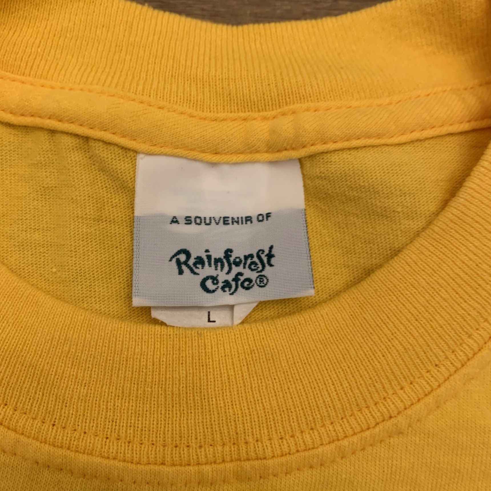 Vintage Rainforest Cafe T-Shirt Yellow Size L Short Sleeve Graphic Nature Unisex Adults Size US L / EU 52-54 / 3 - 2 Thumbnail