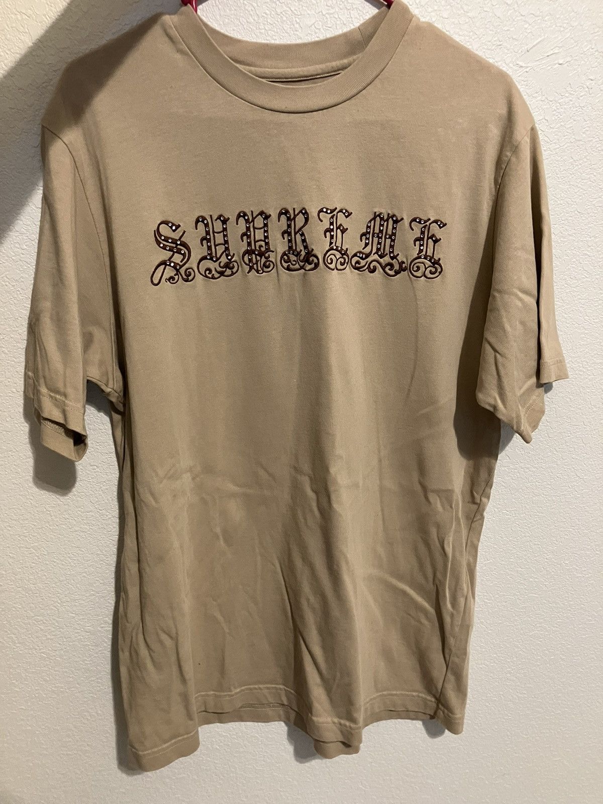 Supreme Supreme embroidered Studded tee Size US M / EU 48-50 / 2 - 1 Thumbnail