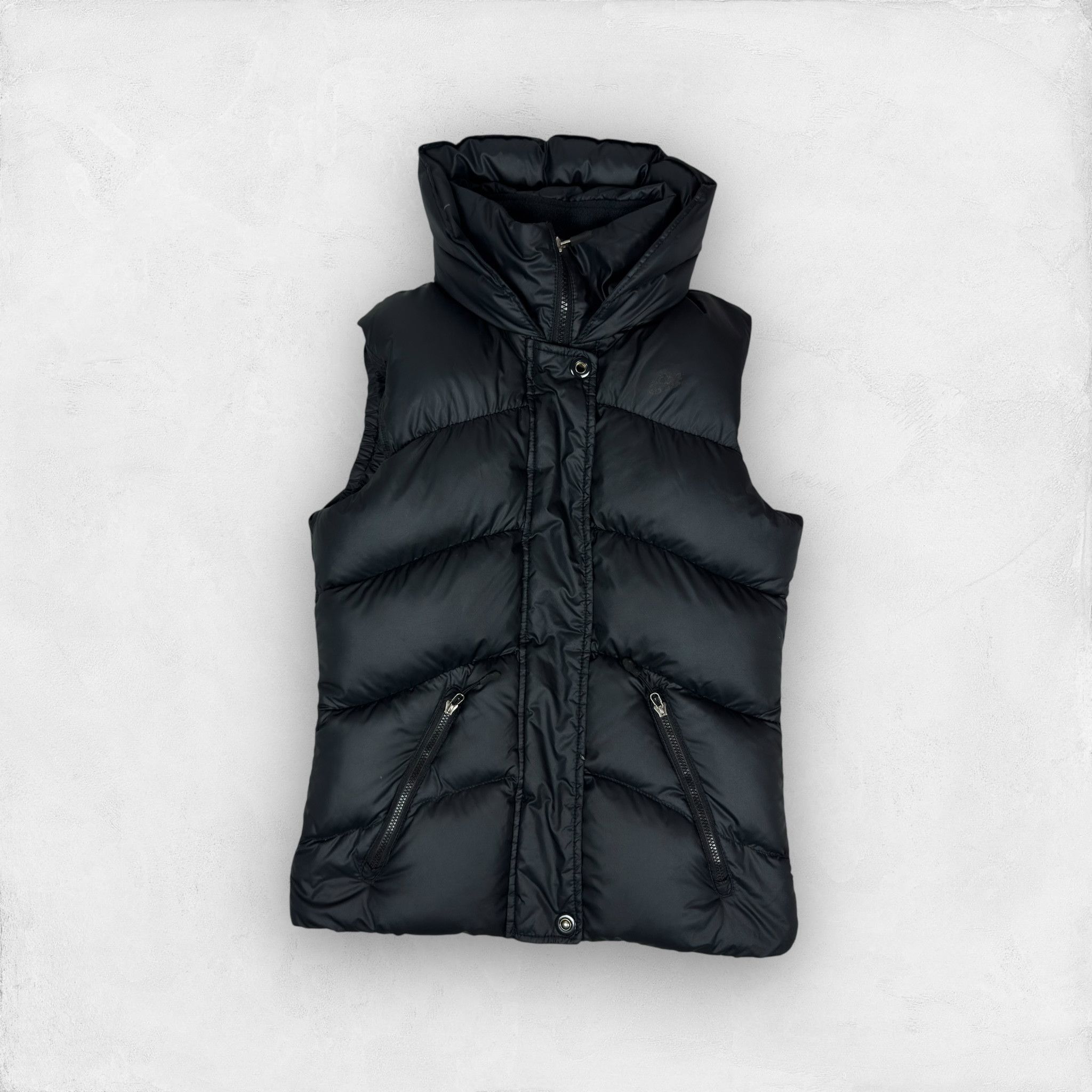 Nike Nike Sportswear Women's Black Swoosh Puffer Vest XS (0-2) Size XS / US 0-2 / IT 36-38 - 1 Thumbnail