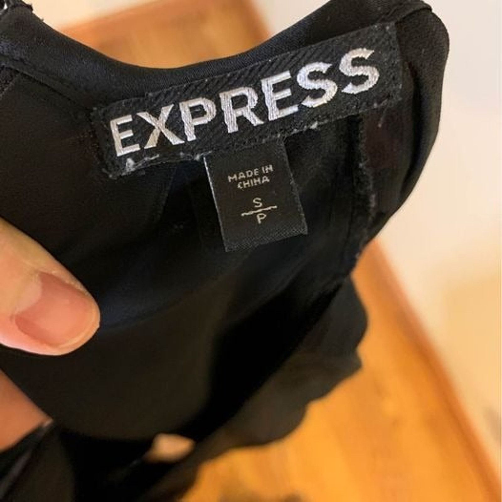 Express Express women’s black top size S Size S / US 4 / IT 40 - 4 Thumbnail