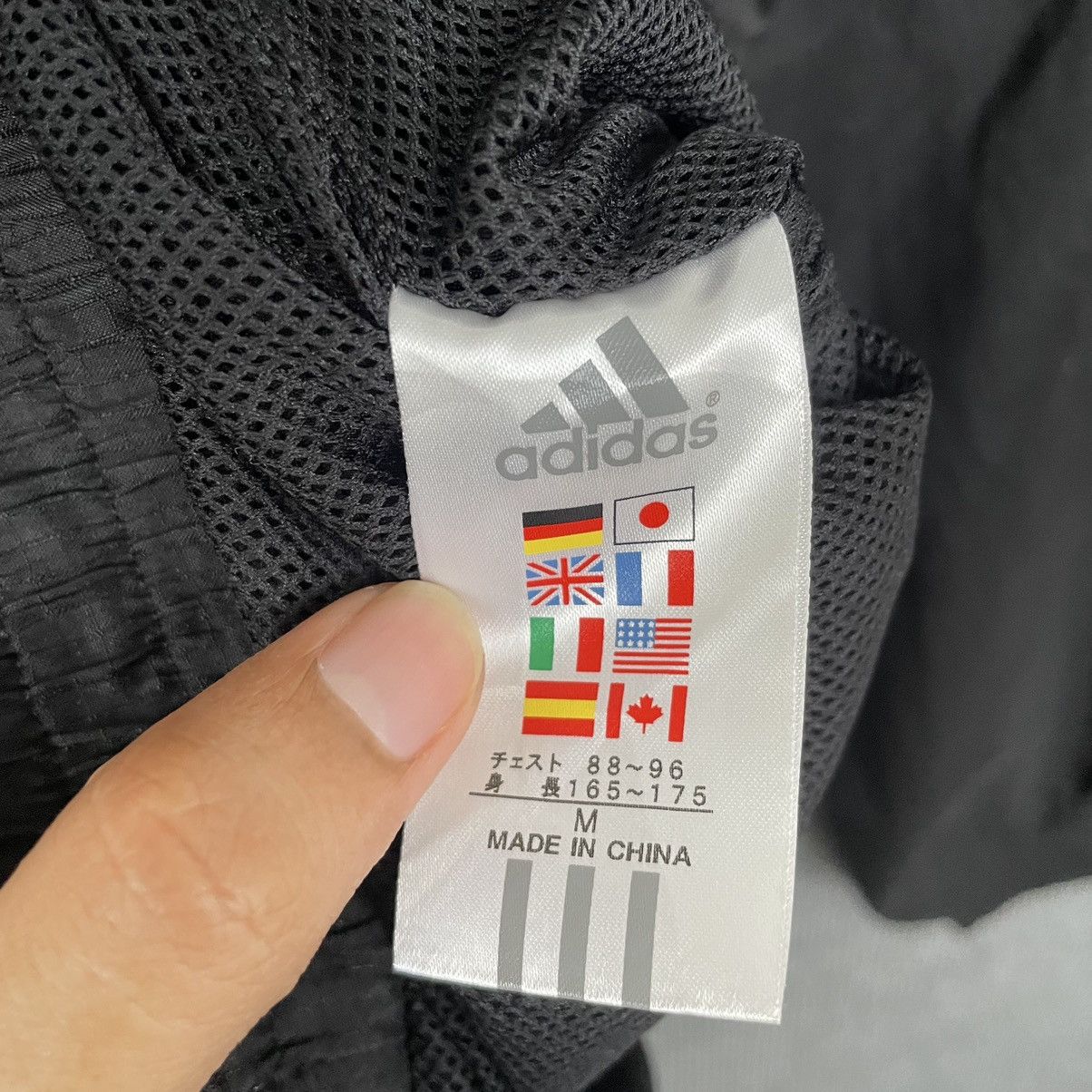 Adidas × Vintage Vintage 2000s Adidas Nylon Jumper Sweater Kanye West Style Size US L / EU 52-54 / 3 - 6 Thumbnail