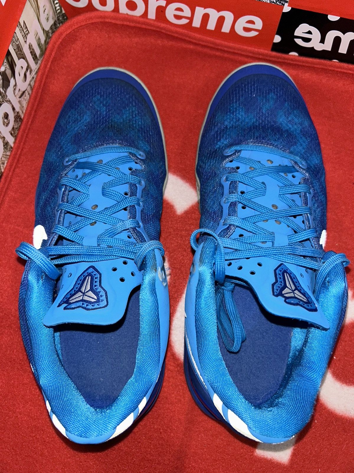 Nike Nike Kobe 8 Blue Coral Snake GS 555586-400 size 5.5y Size US 5.5 / EU 38 - 4 Thumbnail