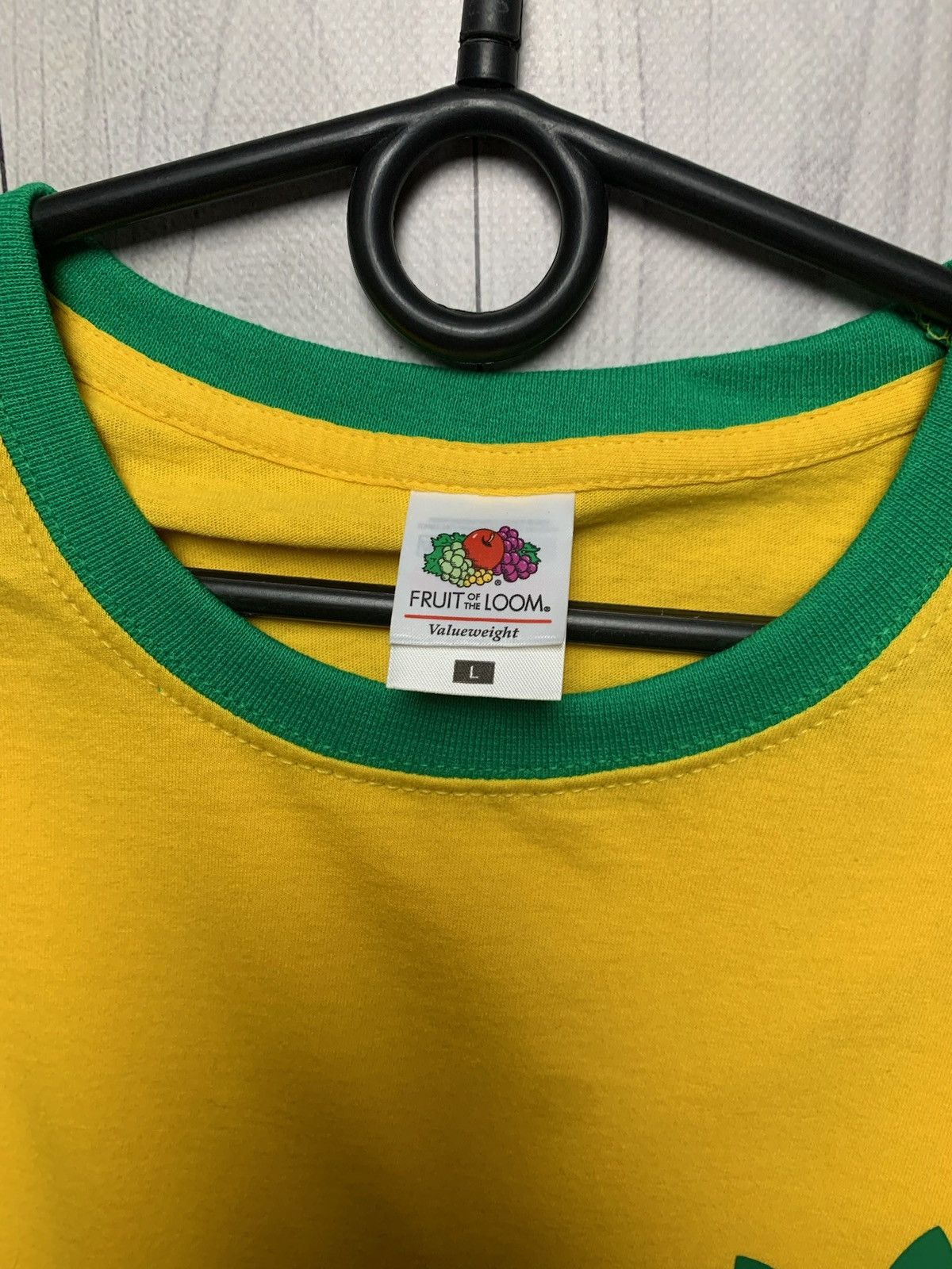 Band Tees × Vintage Vintage rock tee Adored yellow logo size L like adidas Size US L / EU 52-54 / 3 - 3 Thumbnail