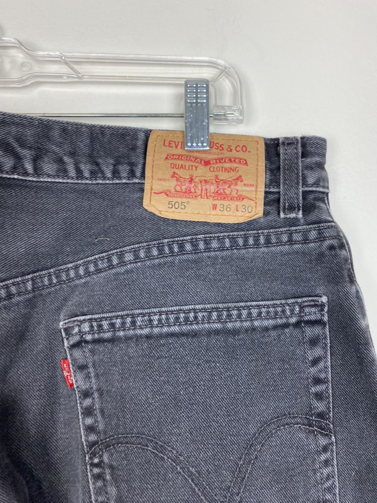 Levi's × Vintage Vintage Black Levi’s 505 Black Wash Denim Jeans y2k pants Size US 36 / EU 52 - 5 Thumbnail
