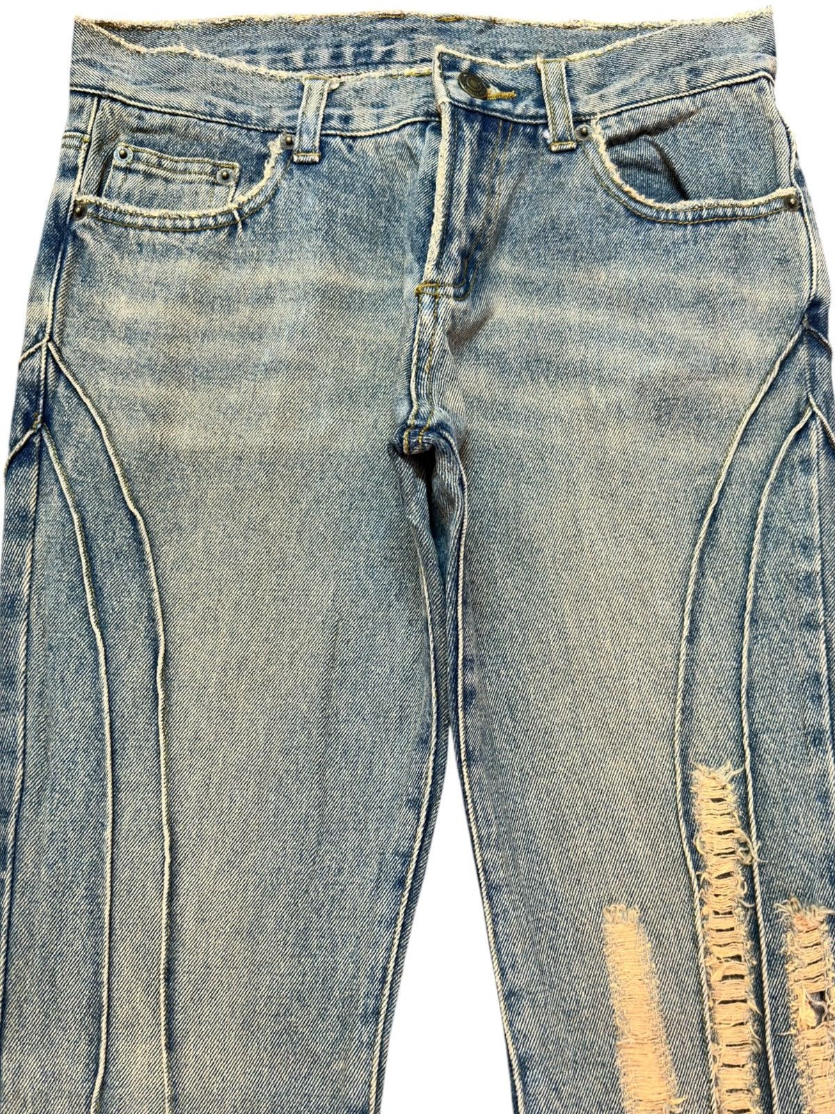 Who Decides War Vintage Japanese Brand Flare Mudwash Distressed Denim Size US 28 / EU 44 - 2 Thumbnail