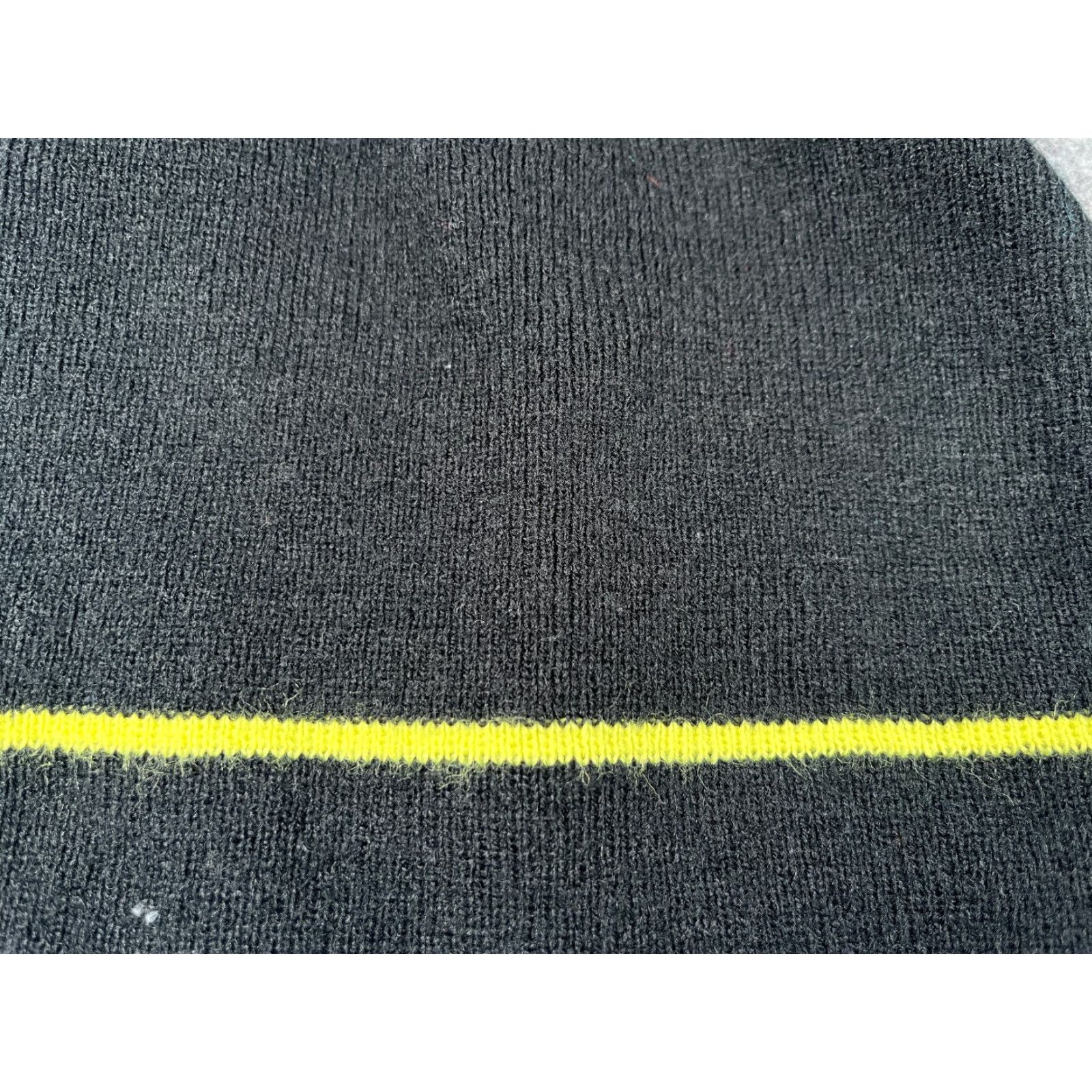 Vintage Interknit Int. Beanie Toque Adult 8-18 Black Yellow Knit 100% Acrylic Ski Hat/Cap Unisex Adults Beanie Winter Outdoor Ski Mens Womens Size ONE SIZE - 2 Thumbnail