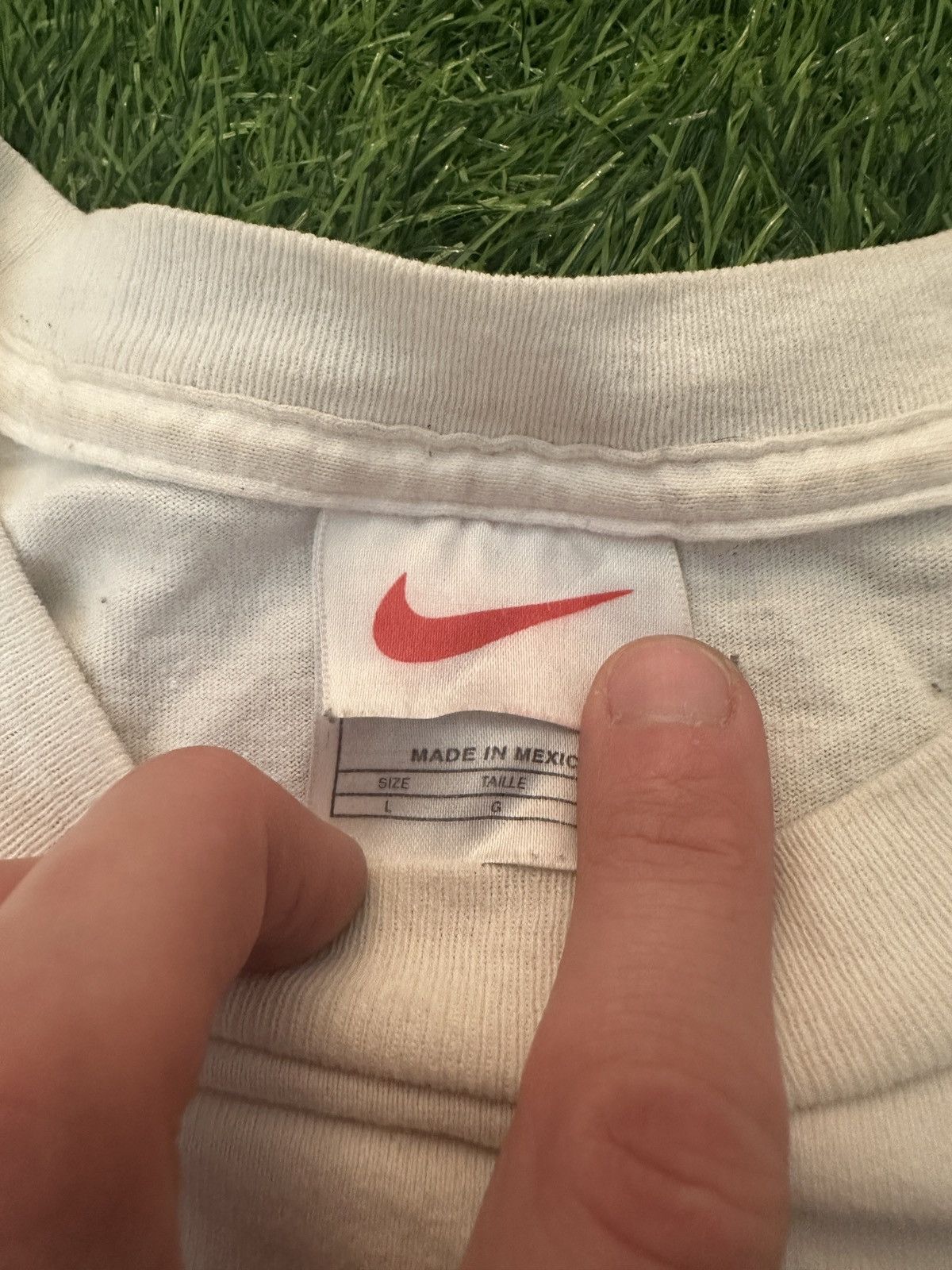 Nike Vintage nike 1999 peoples beach running shirt size Large Size US L / EU 52-54 / 3 - 5 Thumbnail