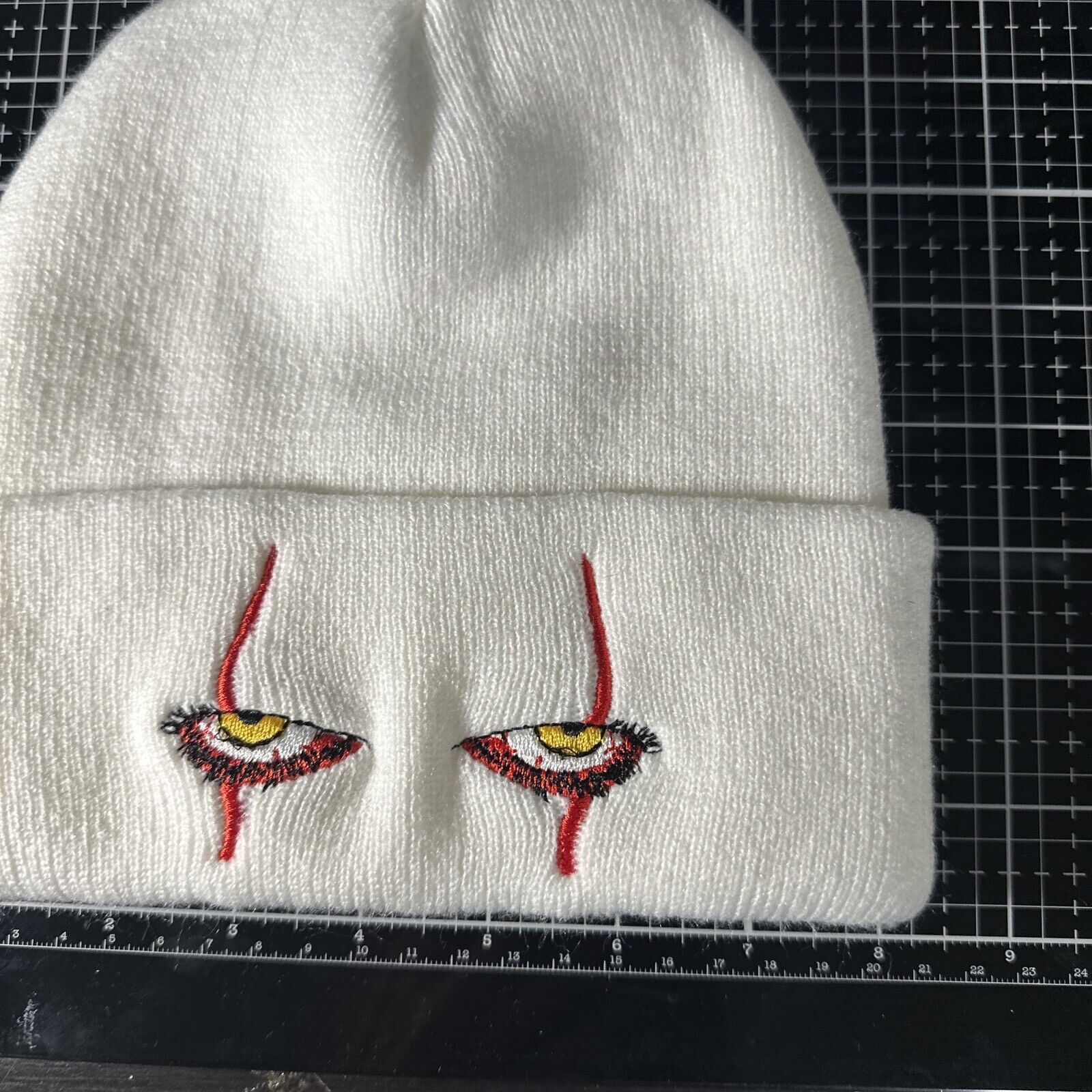Other IT Pennywise Embroidered Knitted Beanie Scary Stephen King's Size ONE SIZE - 7 Thumbnail