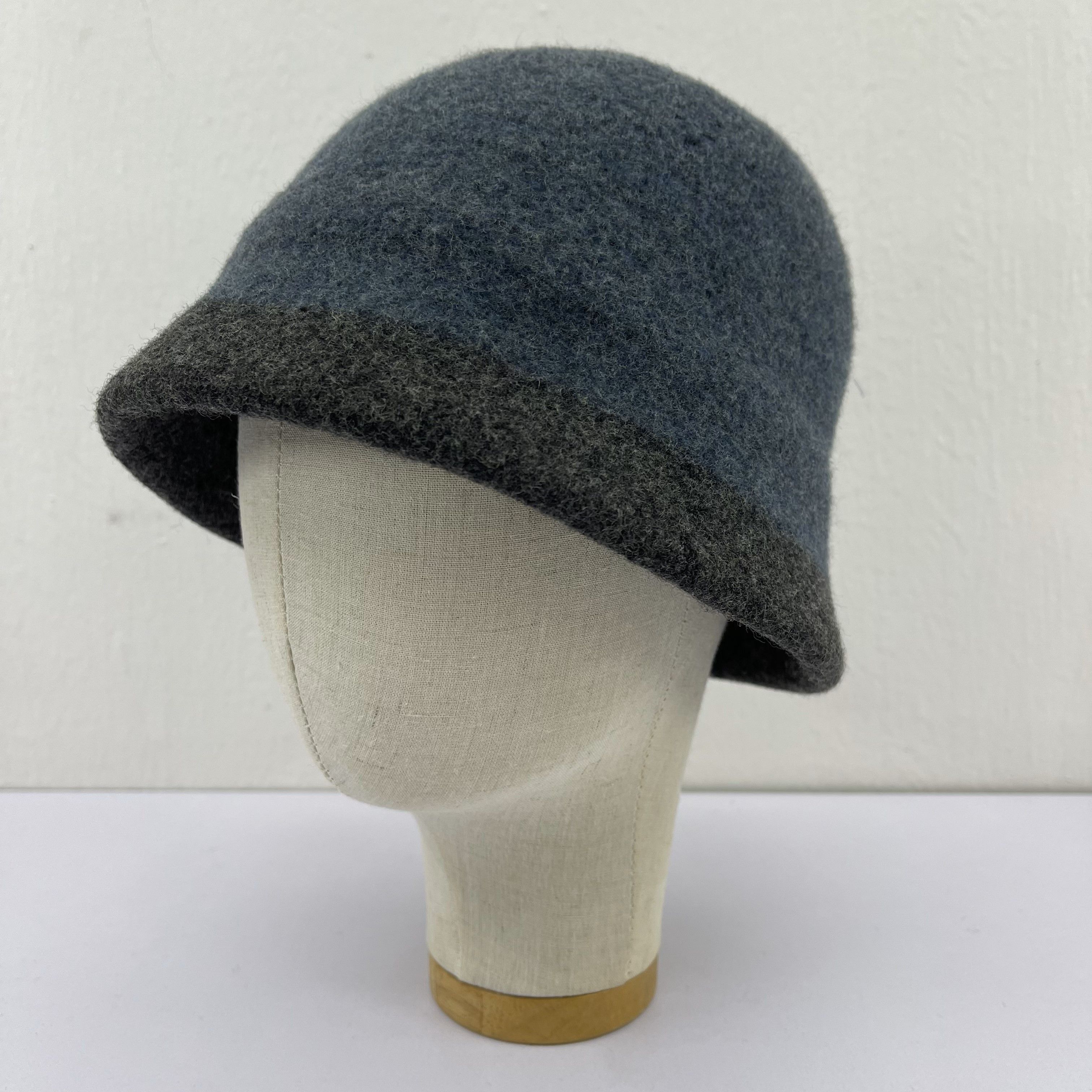 Michel Klein Michel Klein Bucket Hats - BH5014 Size ONE SIZE - 2 Thumbnail
