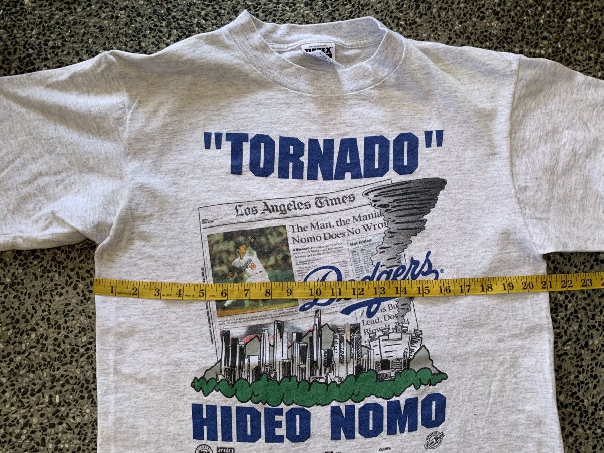 MLB Vintage 90s Dodgers MLB Front Pages Hideo Nomo T shirt Size US L / EU 52-54 / 3 - 10 Thumbnail