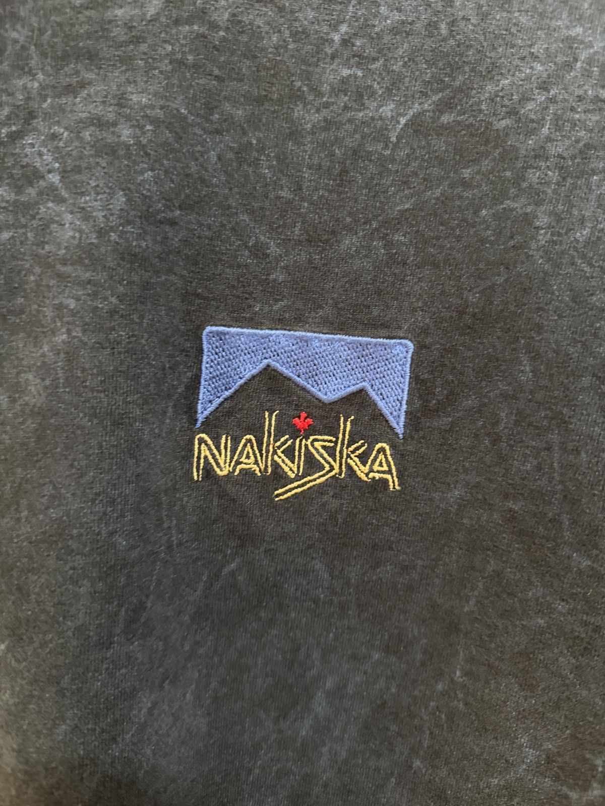 Fruit Of The Loom 90s Single Stitch Nakiska Ski Tshirt Size US XXL / EU 58 / 5 - 3 Thumbnail