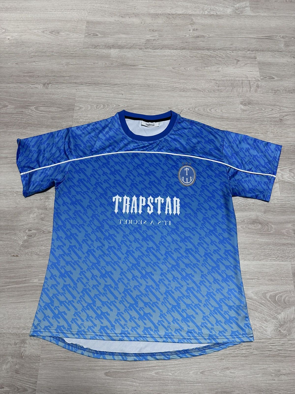 Trapstar London Trapstar London Soccer Jersey Y2K Rap style Size Small Size US S / EU 44-46 / 1 - 1 Thumbnail