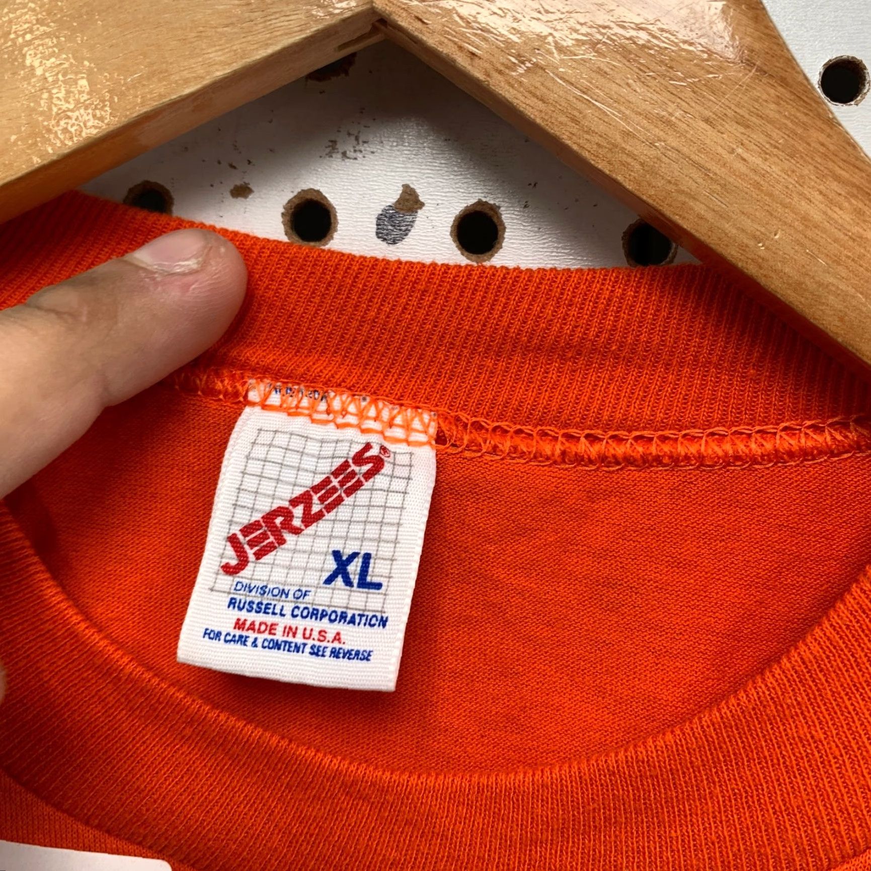 Jerzees VINTAGE Jerzees 80s Orange Shirt Mens XL T-Shirt Regular Crew Neck Short Sleeve Cotton USA 80s 90s Mens Size US XL / EU 56 / 4 - 4 Thumbnail