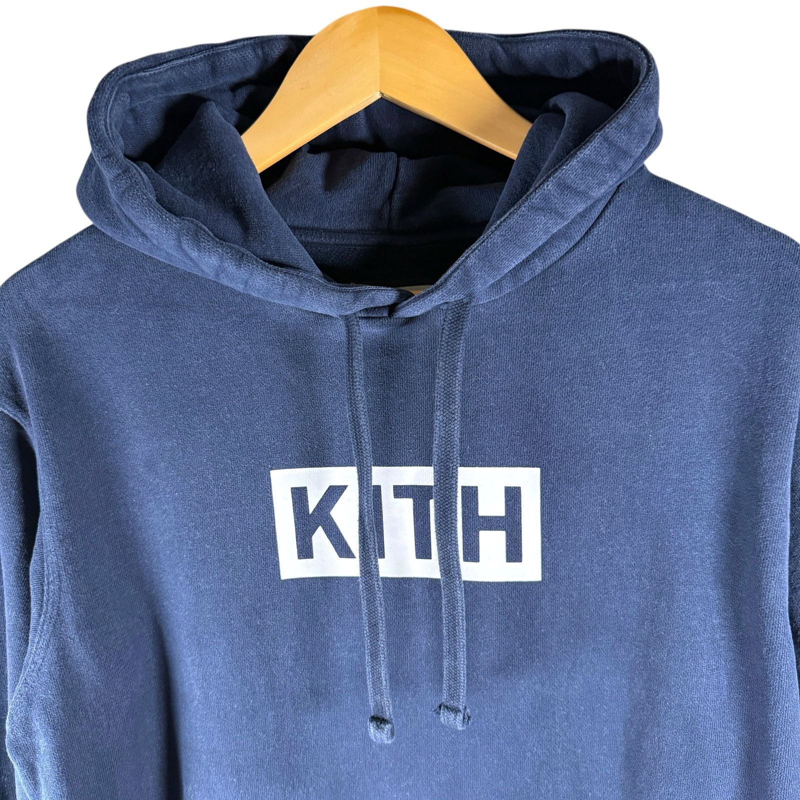 Kith KITH 2014 Navy Box Logo Hoodie Mens S - Collector RN# 140659 Size US S / EU 44-46 / 1 - 3 Thumbnail