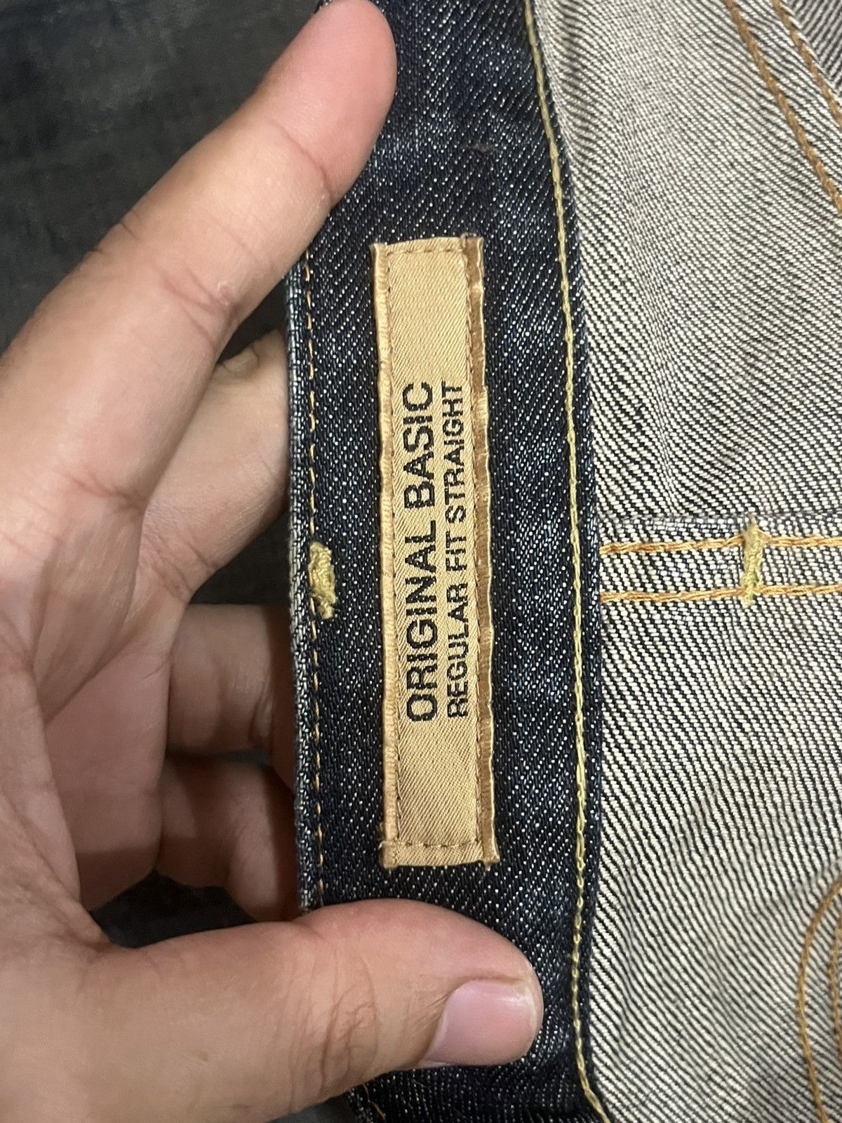 Undercover × Uniqlo Vintage Japanese Uniqlo Dark Blue Faded Washed Whisker Jeans Size US 32 / EU 48 - 17 Thumbnail