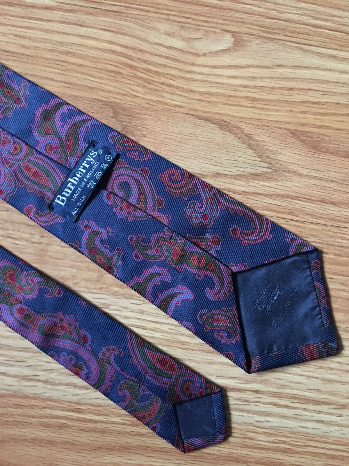 Burberry × Vintage Burberry’s Paisley Pattern Vintage Silk Mens Tie Size ONE SIZE - 3 Thumbnail