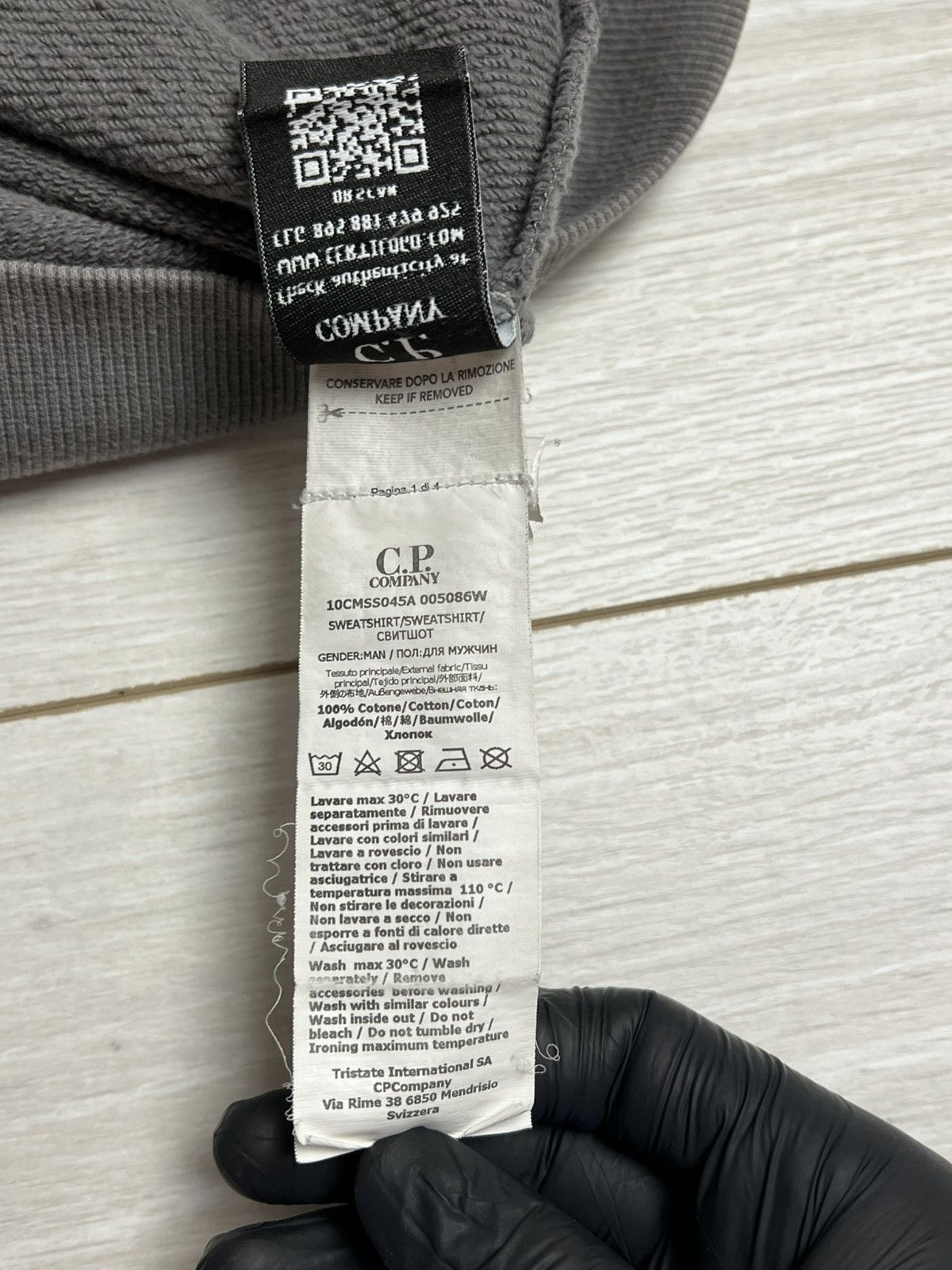 C.P. Company C.P. Company Arm Lens Crewneck Sweatshirt Grey SS20 Size US S / EU 44-46 / 1 - 17 Thumbnail