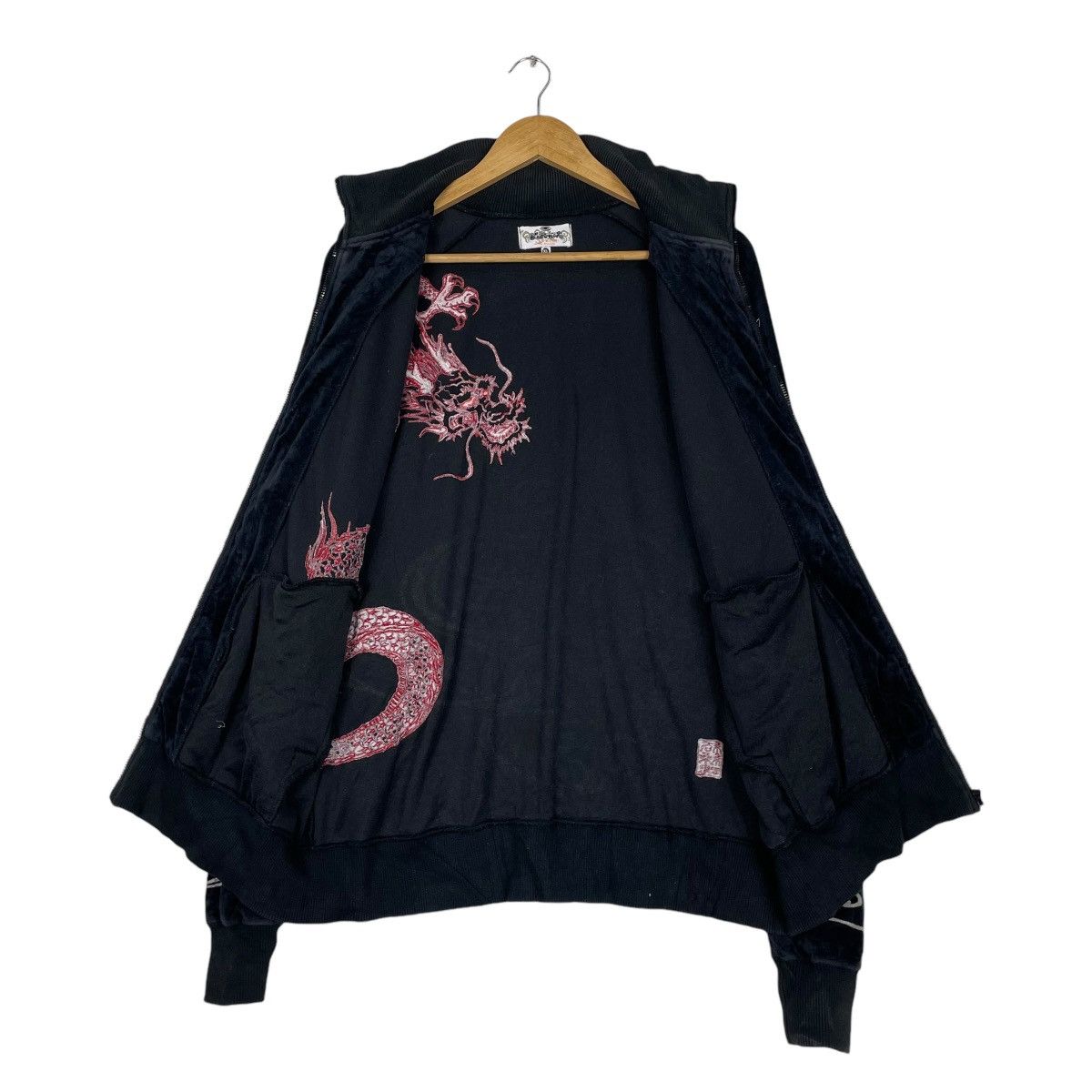 Japanese Brand 💥KARAKURI TAMASHI JAPAN SUKAJAN OVERPRINTED Size US L / EU 52-54 / 3 - 11 Thumbnail