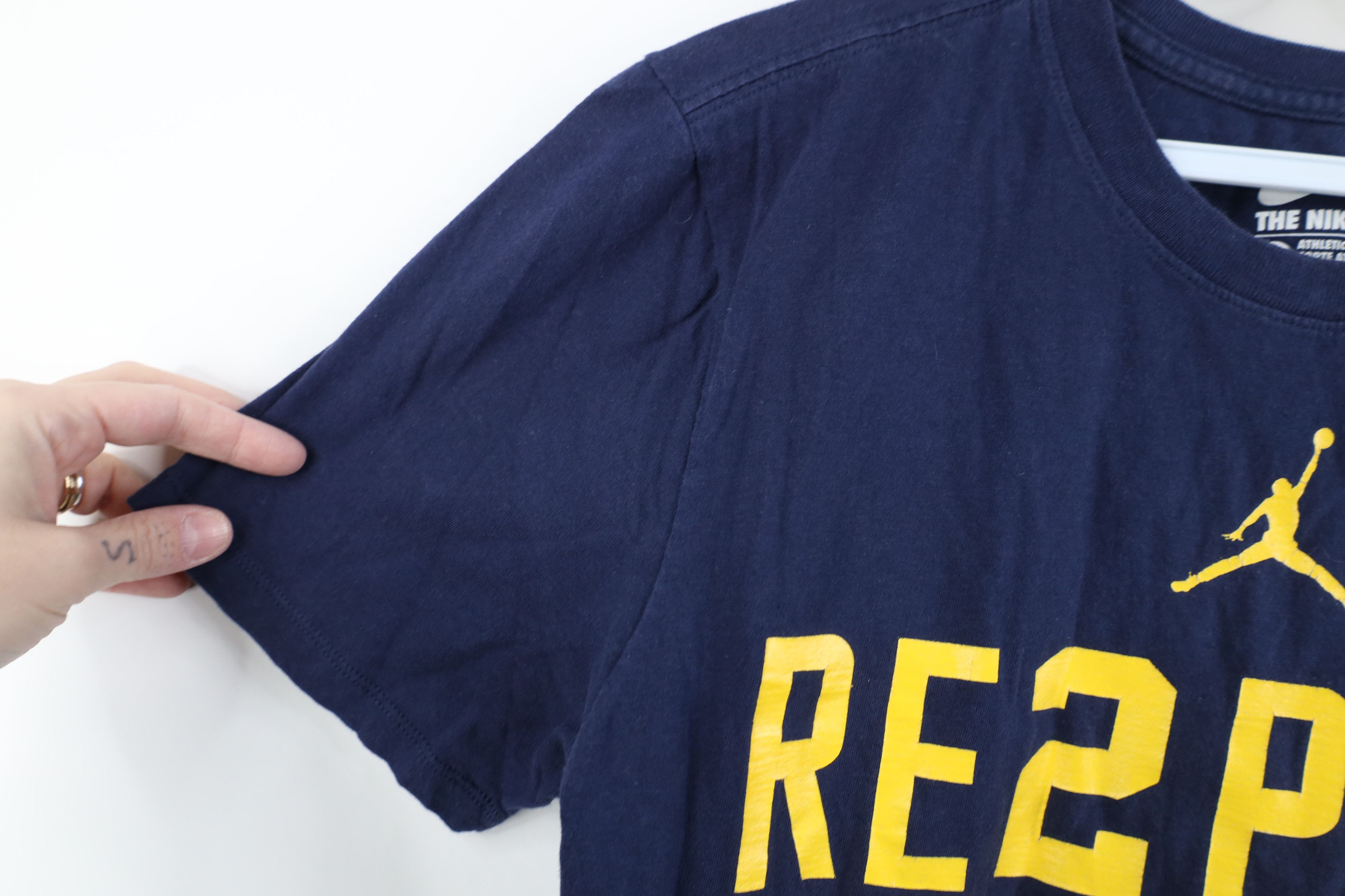 Nike Nike Air Jordan Respect Is University of Michigan T-Shirt Size US S / EU 44-46 / 1 - 8 Thumbnail