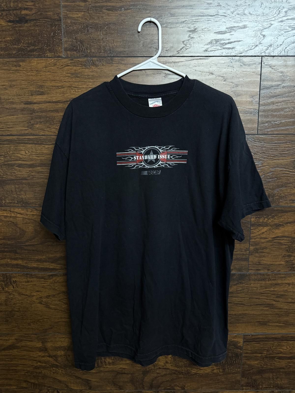 Designer Y2K Nascar T-shirt Standard Issue Nascar Tee XL Size US XL / EU 56 / 4 - 1 Thumbnail