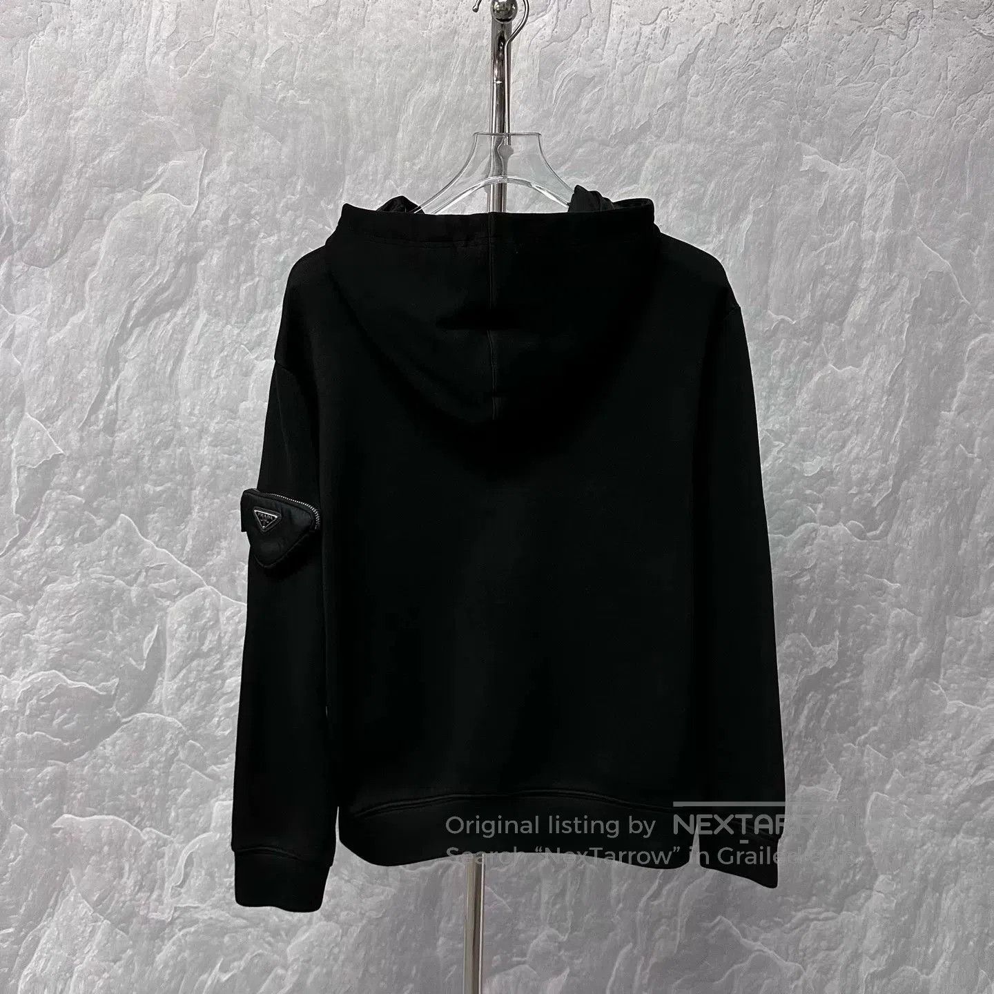 Prada prada black hoodie with tag XS size. Size XS / US 0-2 / IT 36-38 - 4 Thumbnail