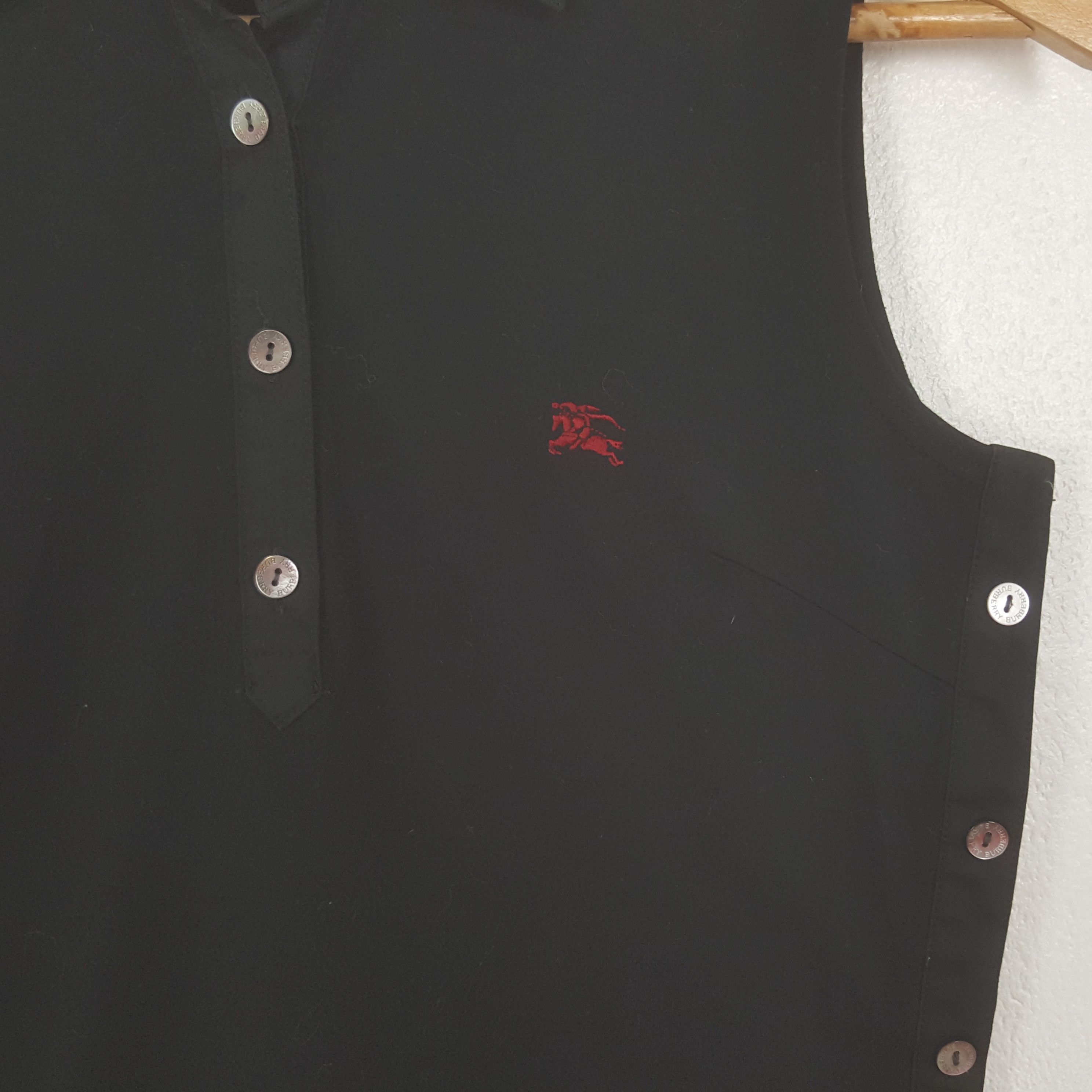 Burberry Vintage Burberry London Designer Button Up Vest C312N73 Size XS / US 0-2 / IT 36-38 - 4 Thumbnail