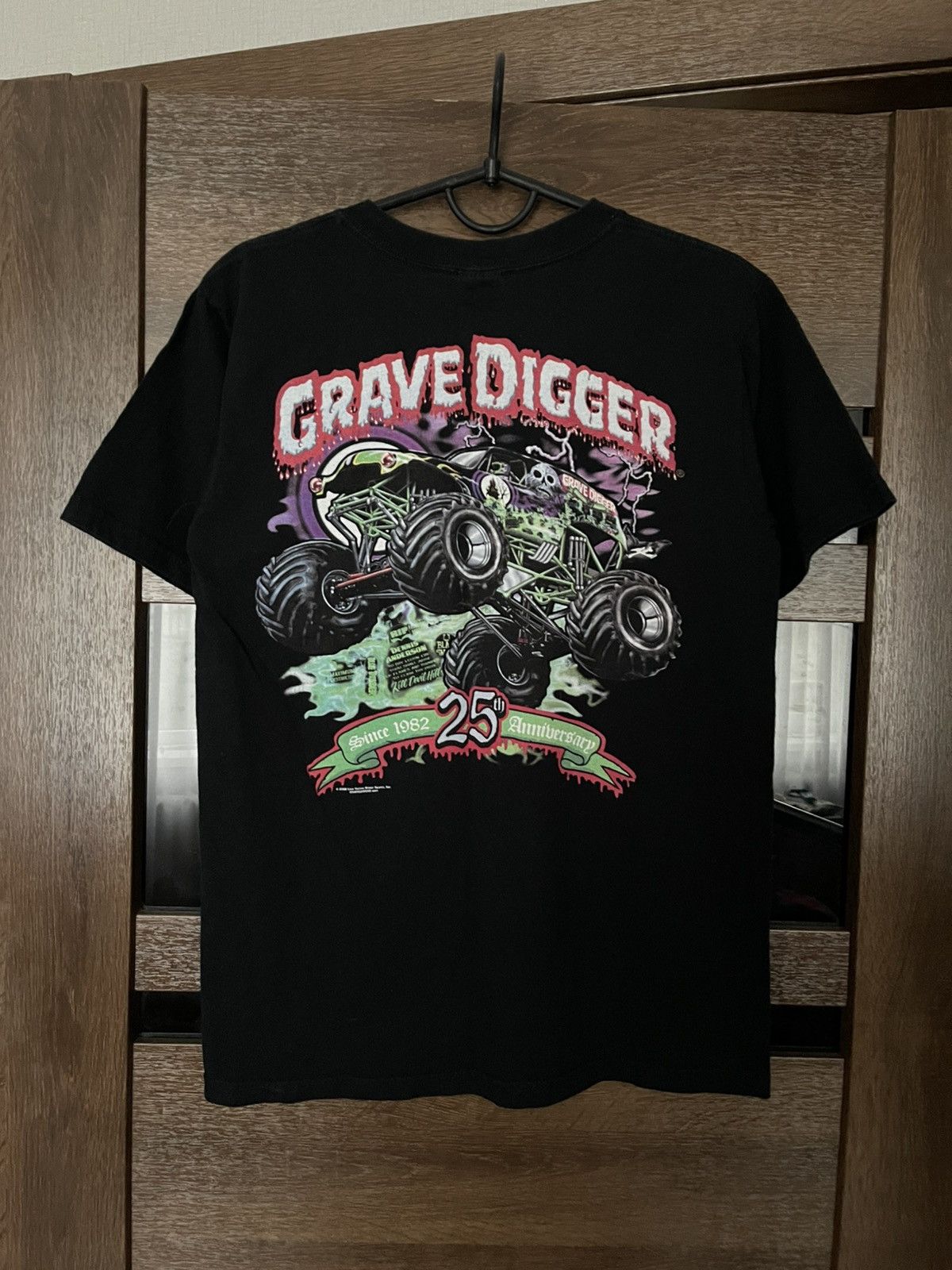 Vintage 2006 Grave Digger Monster Truck Vintage T-Shirt Tee Size US S / EU 44-46 / 1 - 2 Thumbnail