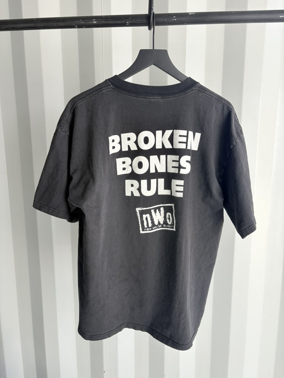 Vintage Thrashed NWO Broken Bones Faded Distressed Shirt ERD GRUNGE Size US XL / EU 56 / 4 - 1 Thumbnail