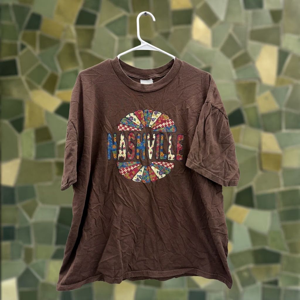 Vintage Sport Attack T-Shirt Size Large Brown Nashville Quilt Graphic Short Sleeve Size US XL / EU 56 / 4 - 1 Thumbnail