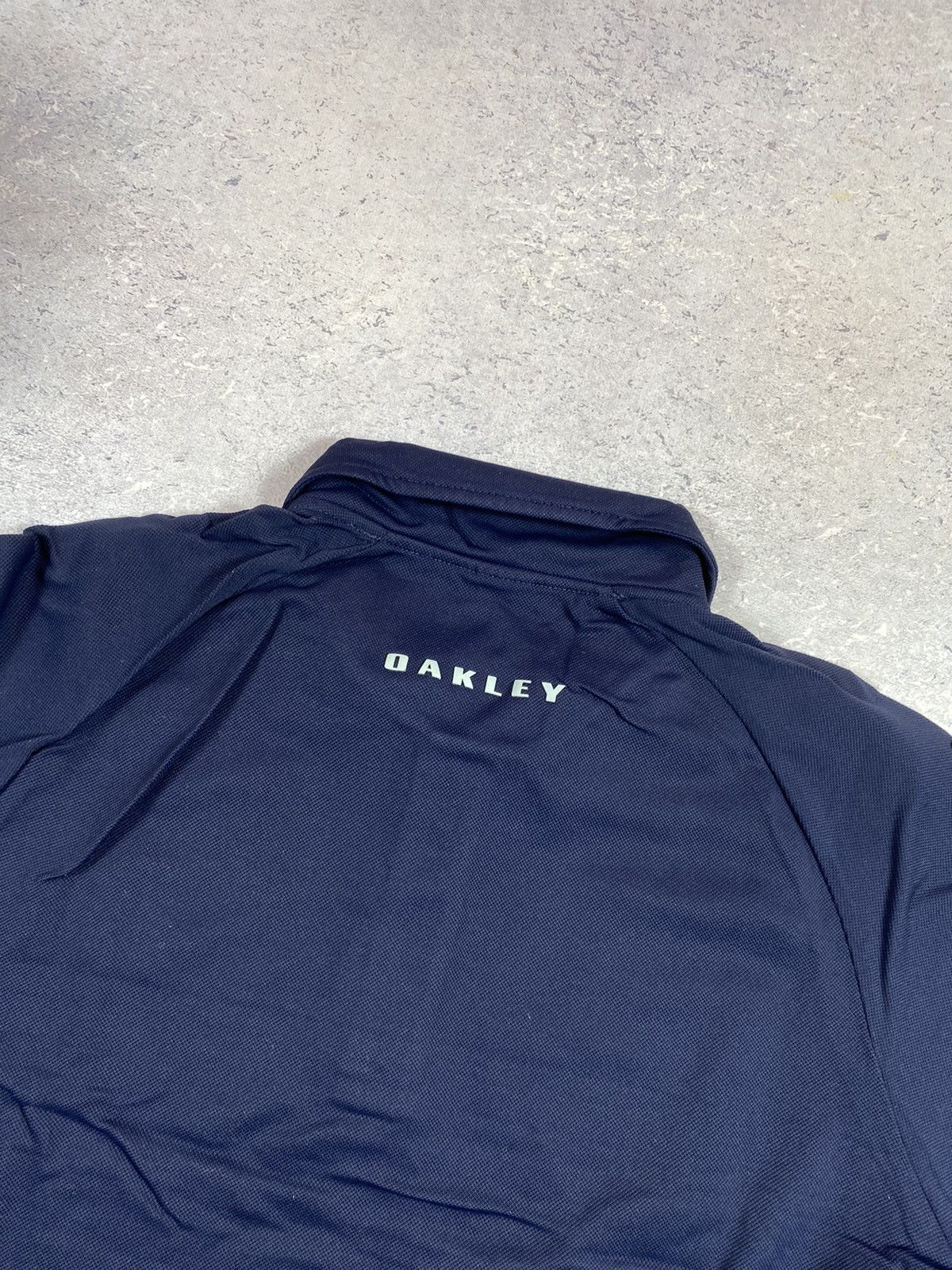 Oakley × Vintage Oakley Men’s Blue Polo Shirt With Centre Logo Size US M / EU 48-50 / 2 - 5 Thumbnail