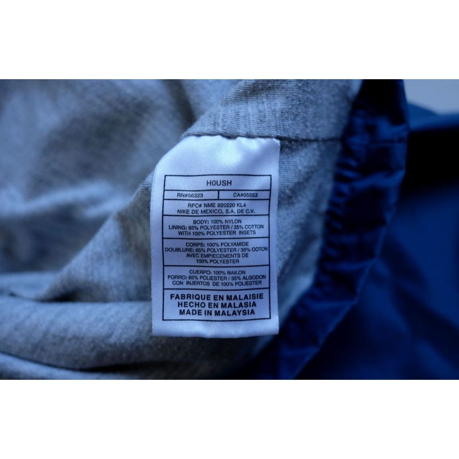 Nike VINTAGE Nike Windbreaker Jacket XL Blue Full Zip Nylon Active Sports-Logo Mini Swoosh Size US XL / EU 56 / 4 - 7 Thumbnail