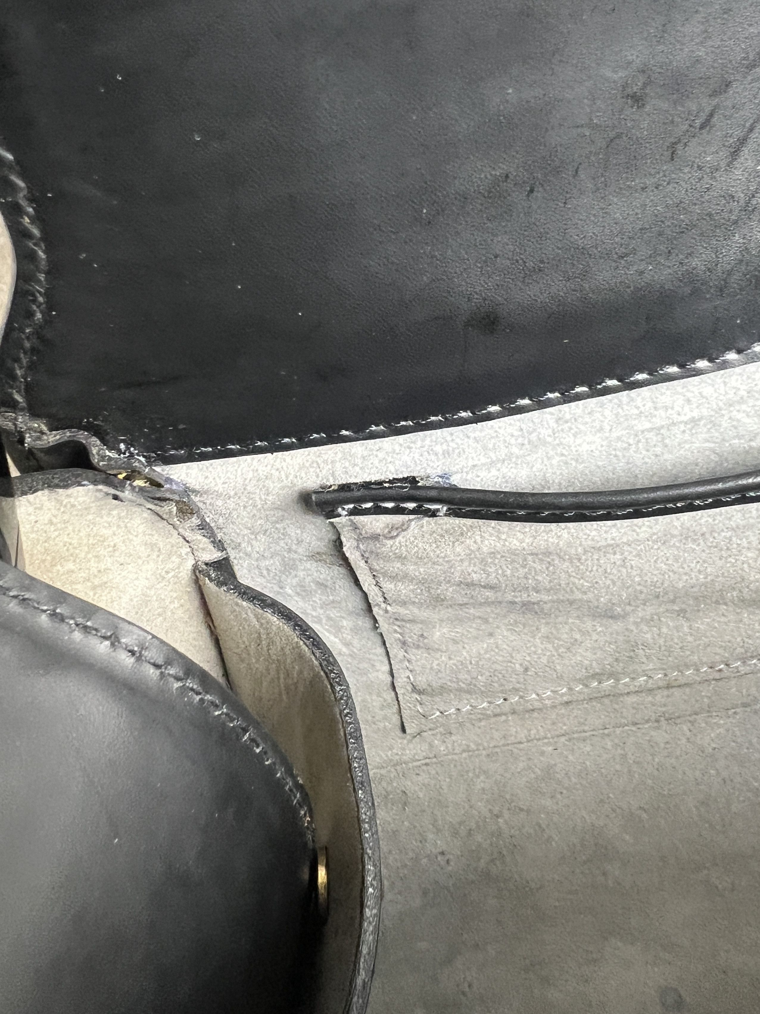 Louis Vuitton Louis Vuitton Epi Nocturne GM Size ONE SIZE - 14 Thumbnail
