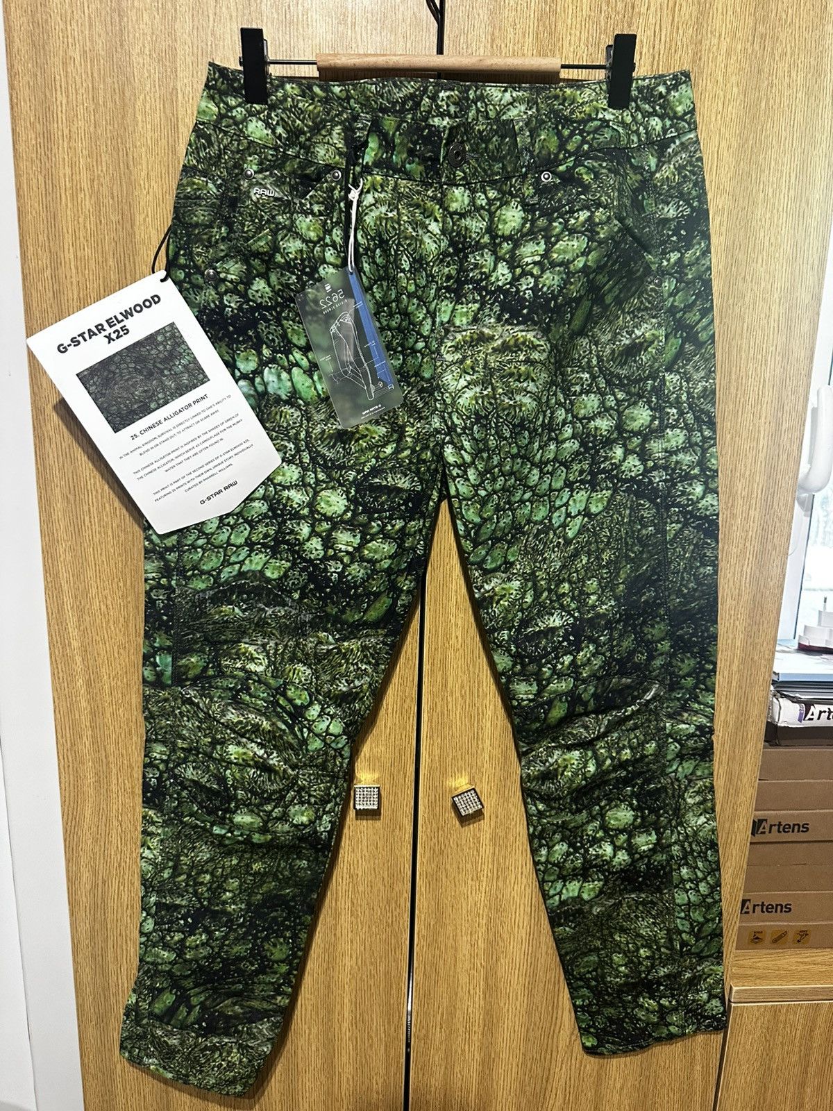 G-Star × Pharrell G-Star X Pharrell Williams Chinese Aligator Print Size 27" / US 4 / IT 40 - 1 Thumbnail