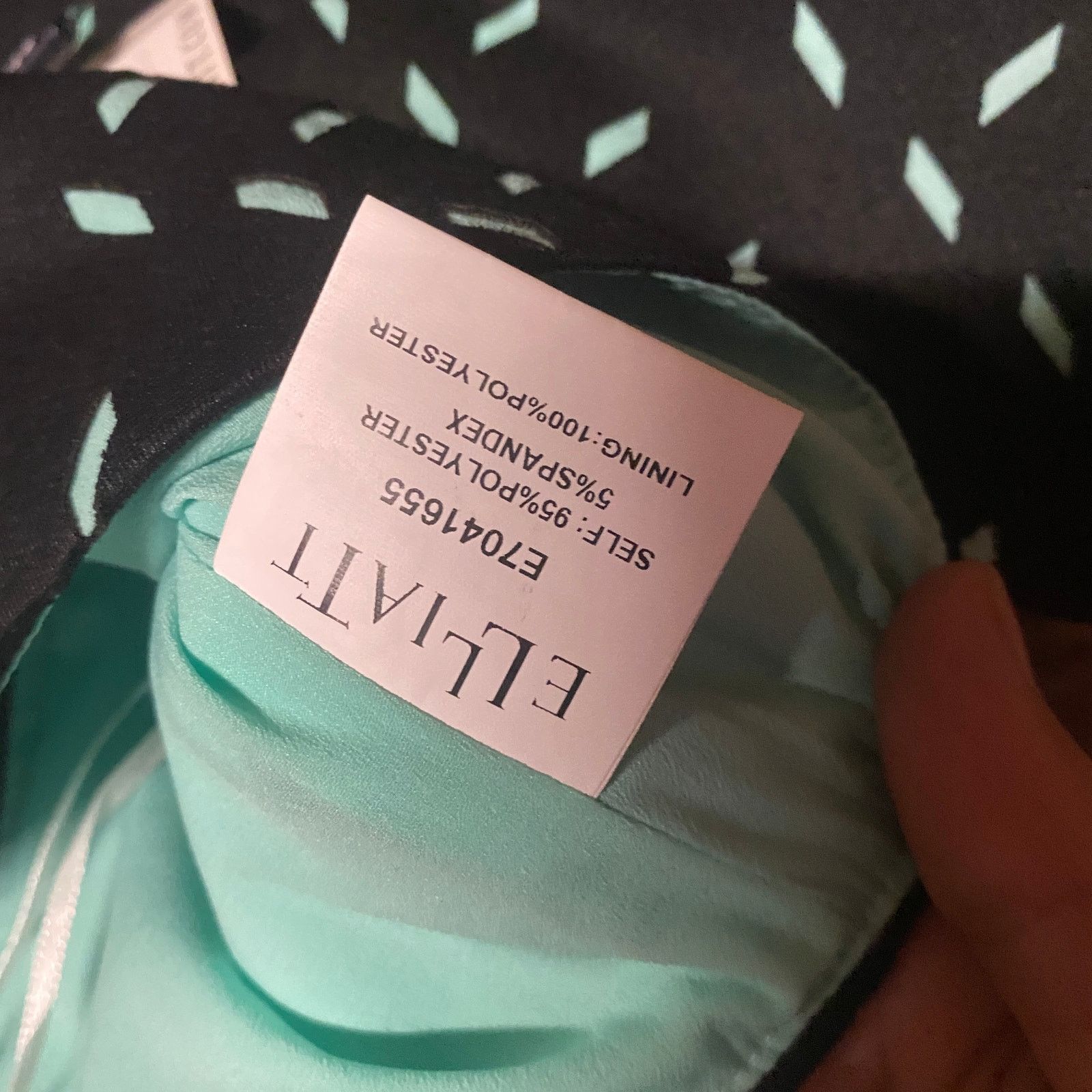 ELLIATT NWT Elliatt Black Teal Printed Off-The-Shoulder Crop Top XS Size XS / US 0-2 / IT 36-38 - 8 Thumbnail