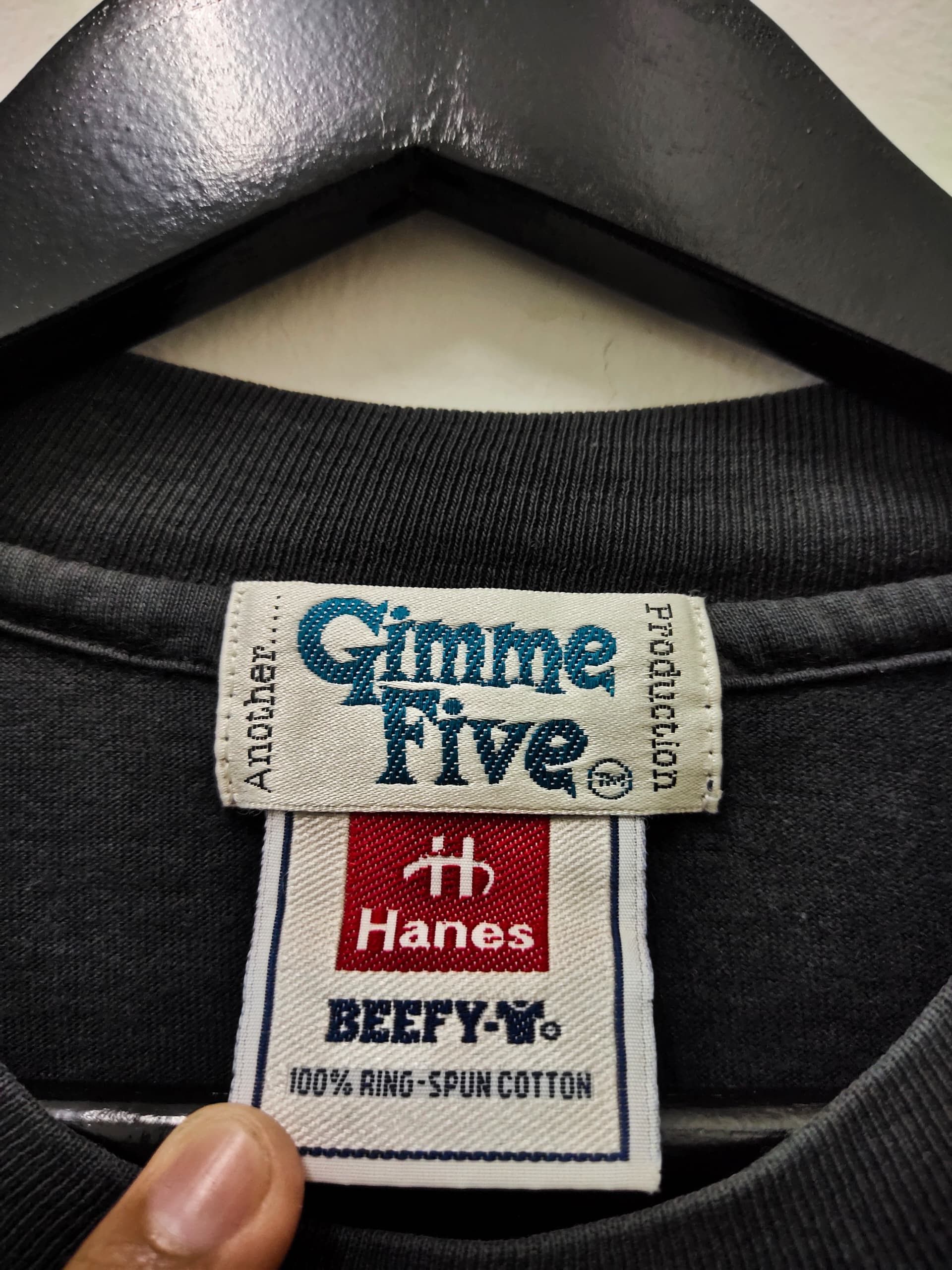 Gimme Five Vintage 90s Gimme Five Foundation clothing streetwear tees Size US L / EU 52-54 / 3 - 3 Thumbnail