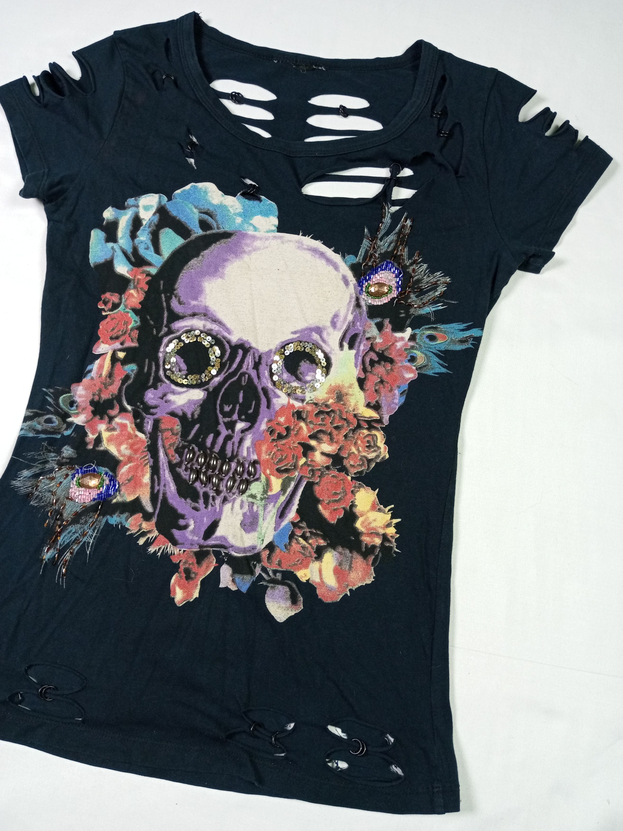 Japanese Brand Undefined Punk Distressed Skull Skeleton Tshirt Size M / US 6-8 / IT 42-44 - 2 Thumbnail