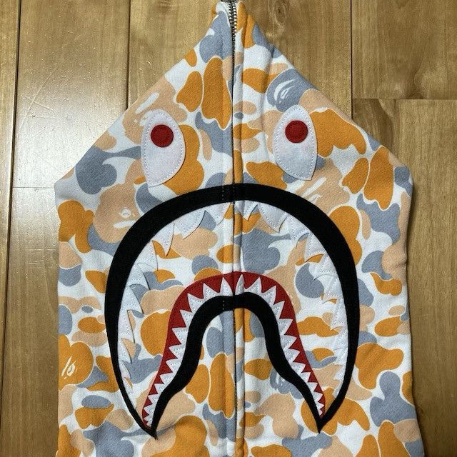 Bape 2024 Fukuoka Store Camo shark full zip hoodie BAPE APE Size US L / EU 52-54 / 3 - 4 Thumbnail