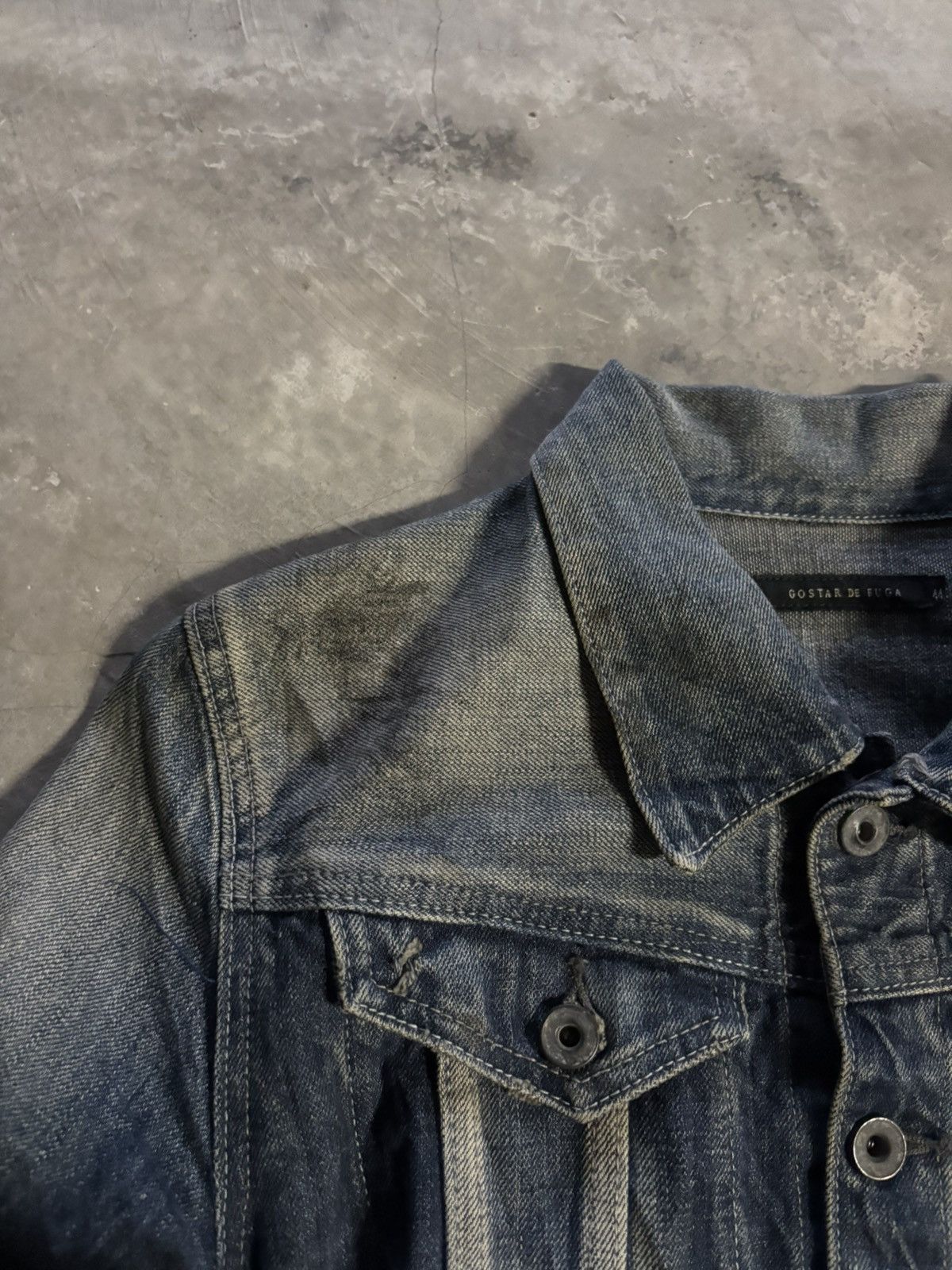 GOSTAR DE FUGA GOSTAR DE FUGA denim jacket trucker distressed mudwash oil Size US XS / EU 42 / 0 - 10 Thumbnail