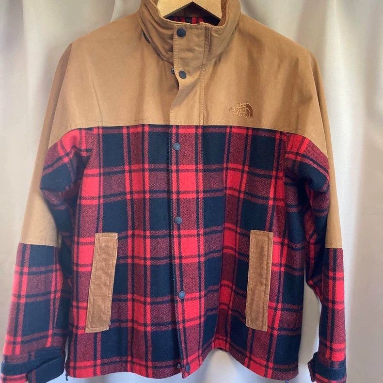 Junya Watanabe Junya Watanabe North Co-branded Plaid Stitching Wool Jacke Size US S / EU 44-46 / 1 - 1 Thumbnail