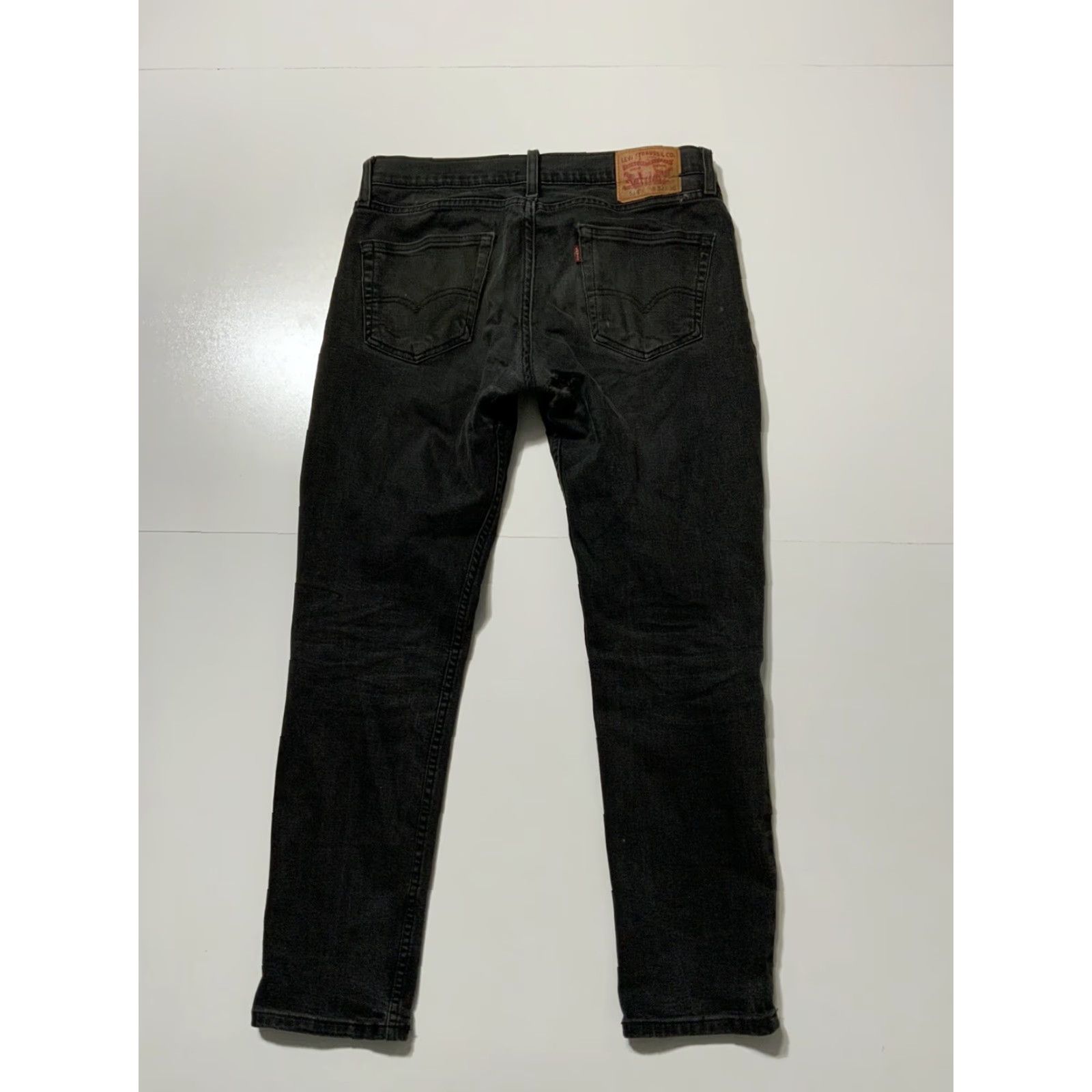 Levi's VINTAGE Levis 514 Slim Straight Black Patched Reworked Distressed Denim Jeans Sz. 32 Mens Slim 32 Black 30in Inseam Distressed Patchwork Size US 32 / EU 48 - 3 Thumbnail