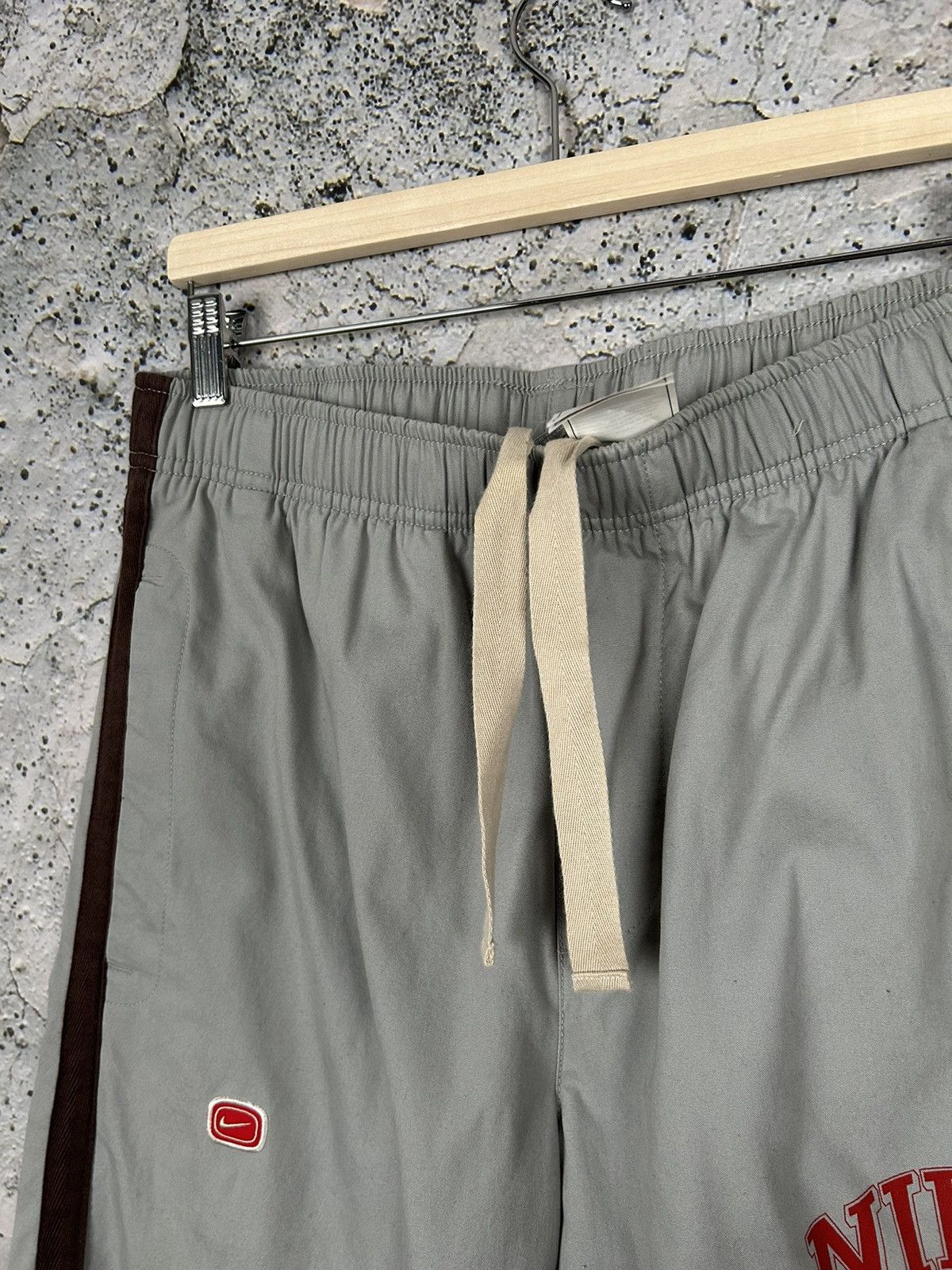 Nike Vintage Nike Y2K Sweatpants Streetwear Drill Hype Retro 00s Size US 32 / EU 48 - 4 Thumbnail