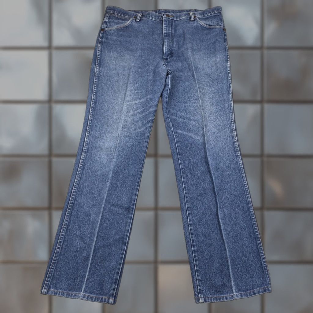 Wrangler VINTAGE Wrangler Cowboy Cut Jeans Mens 40x34 Blue Slim Straight Denim USA Pants Size US 40 / EU 56 - 1 Thumbnail