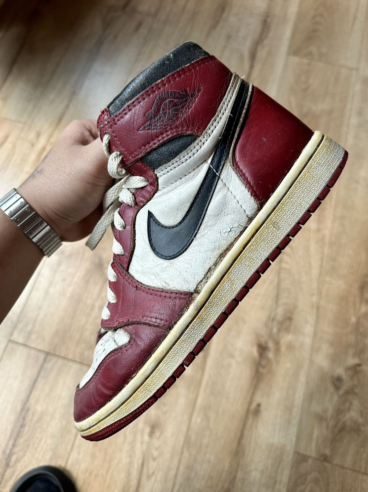 Jordan Brand 1985 Jordan 1 Chicago Resoled / Wearable Size US 8 / EU 41 - 4 Thumbnail