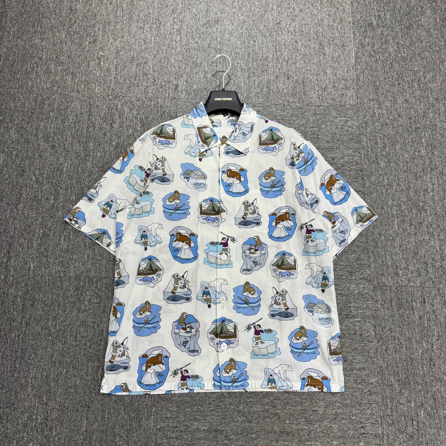 Prada Prada Runway Comic Short Sleeve Shirt L Size US L / EU 52-54 / 3 - 1 Thumbnail